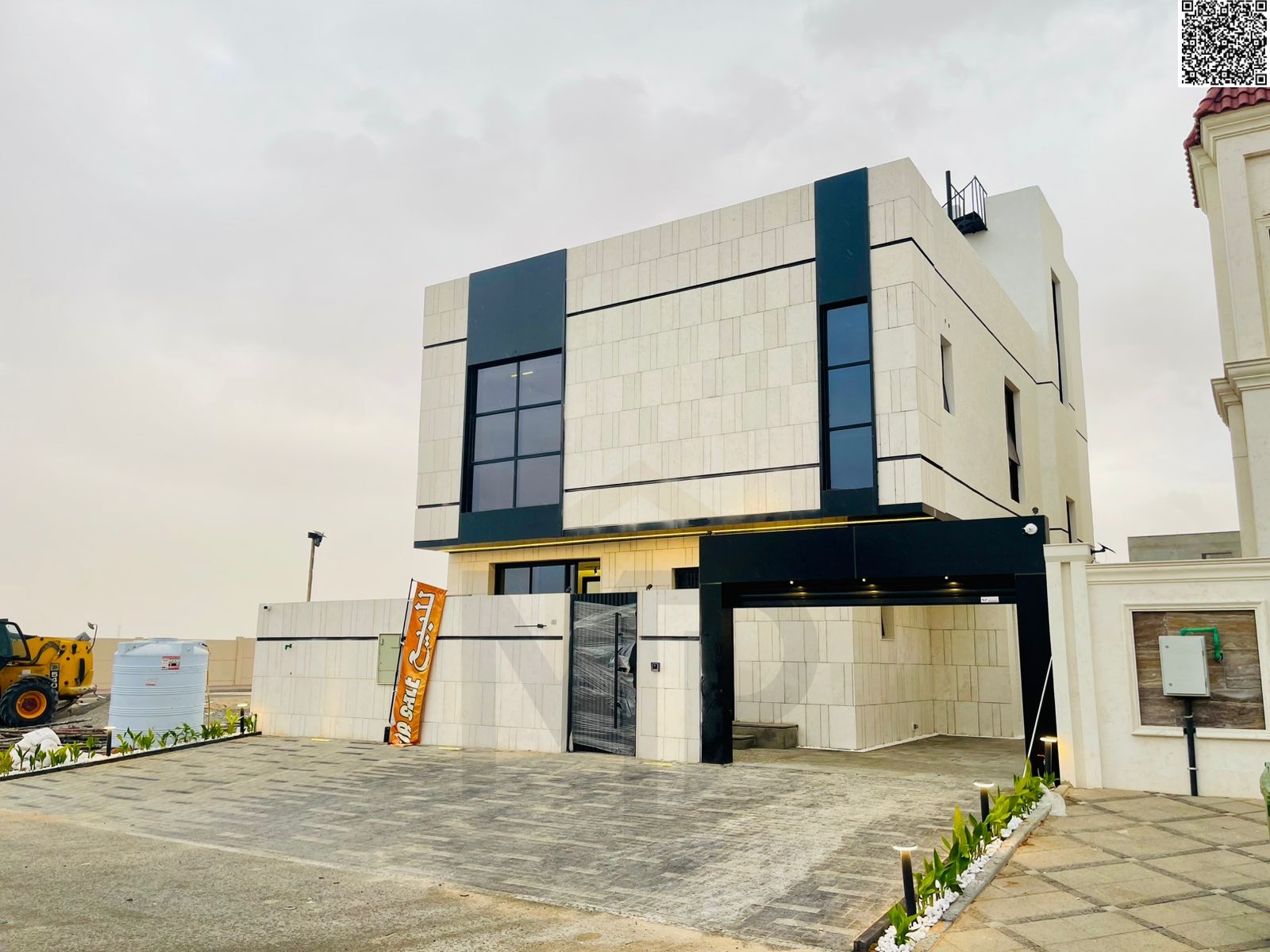 An architectural masterpiece at an all-inclusive price in the heart of Al Bahia – family luxury with a modern design and exceptional spaces