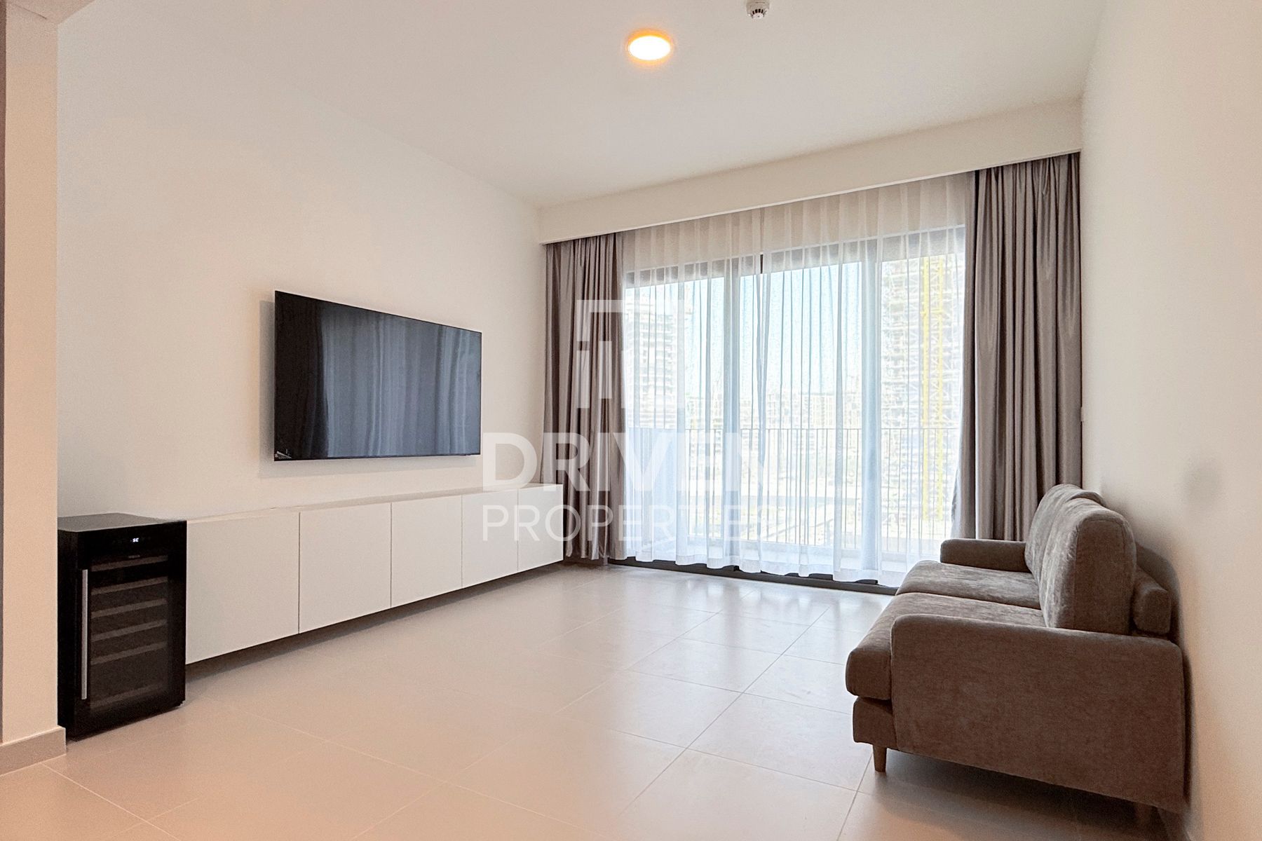 Partial Park View | Fully Furnished | Near Mall