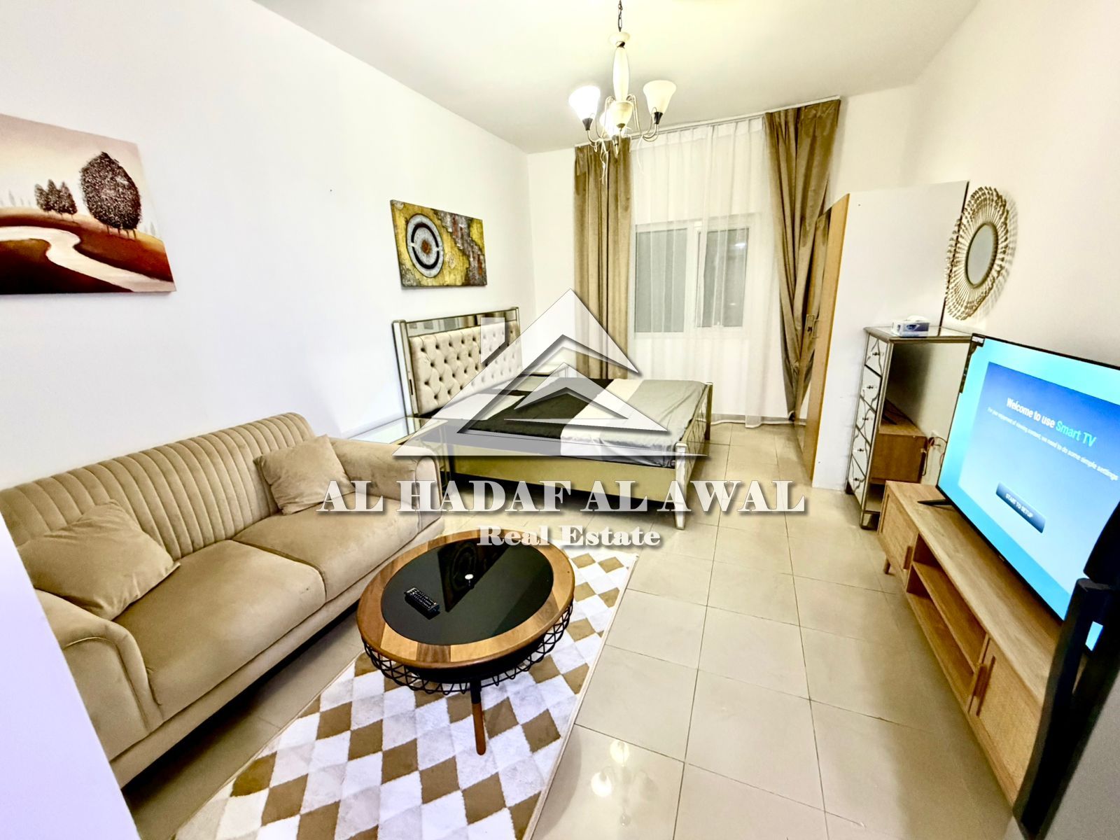 Sharjah, Al Majaz 3, opposite Al Safiya Park. A spacious studio apartment with a separate kitchen is available for rent at 4000 AED, including interne
