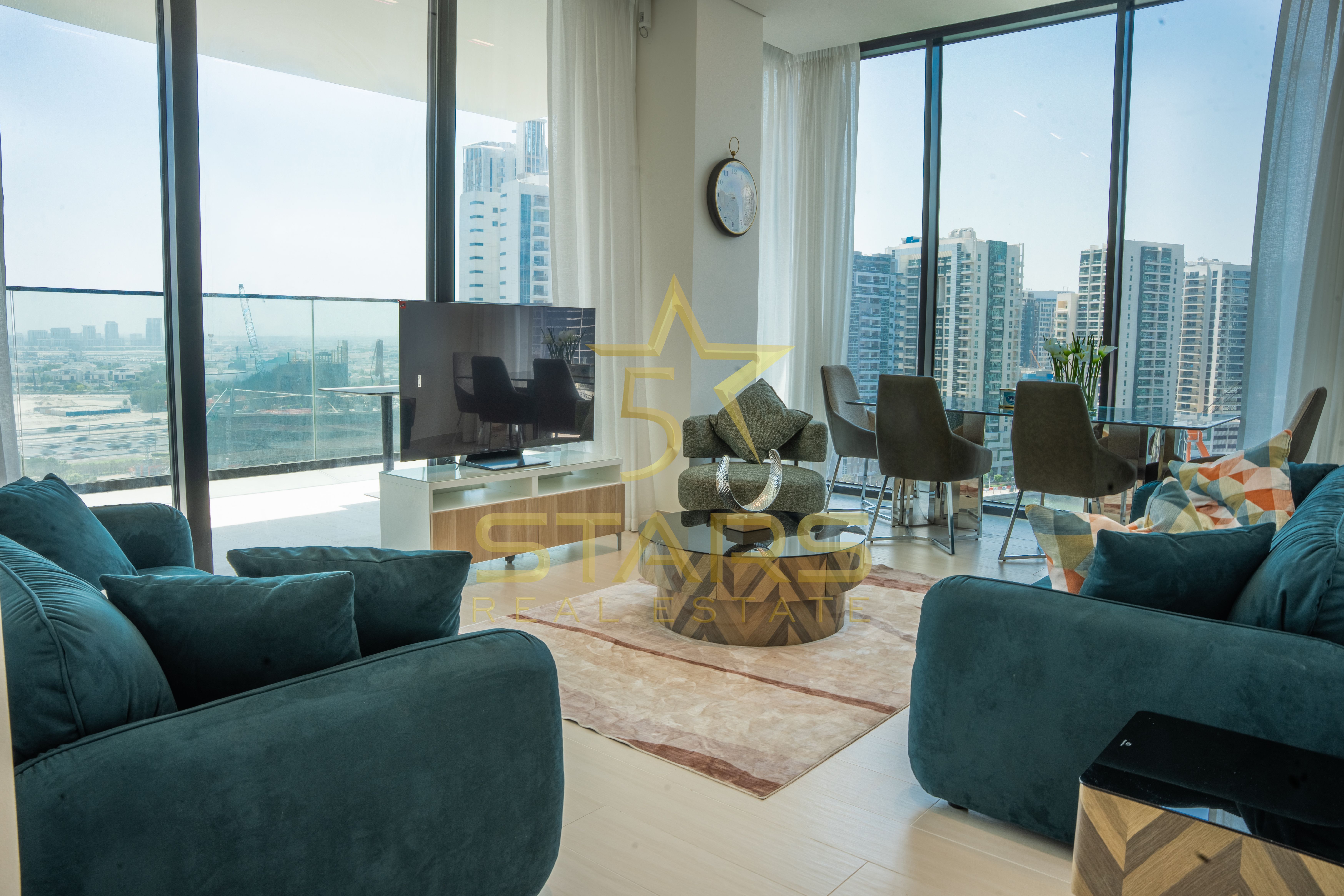 Luxury & Iconic Address | Canal View | Biggest Layout | Private Jacuzzi