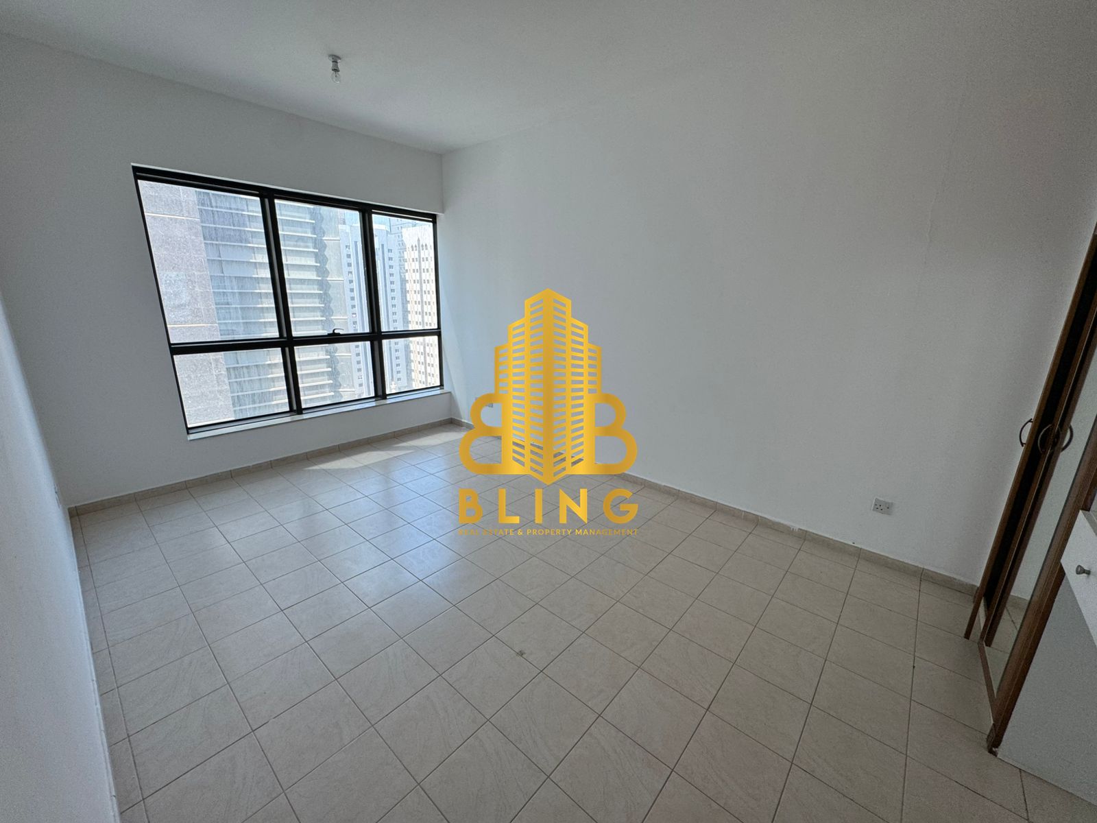 Splendid 2BHK With Balcony & Built-In Cupboards