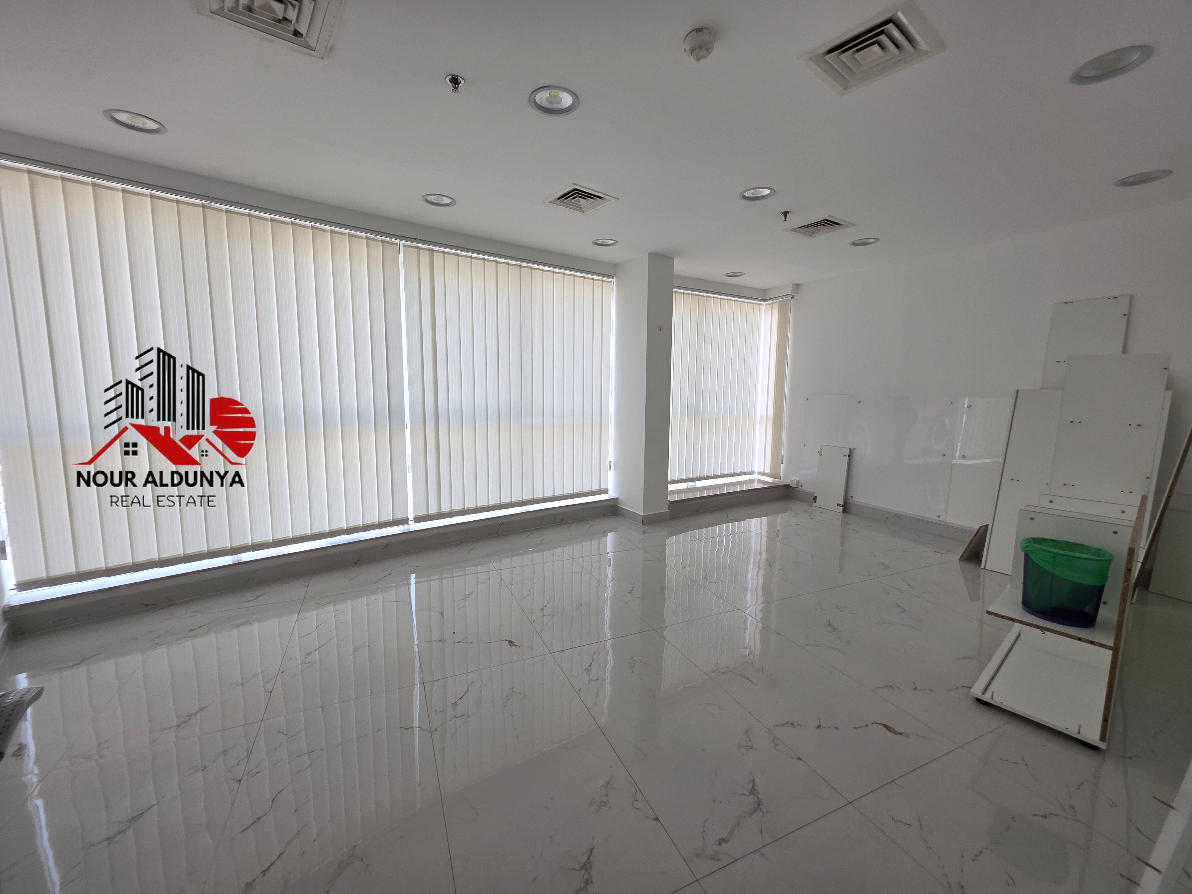FRONT OF METRO. FULLY FITTED UPTO 2000SQFT OFFICE. AC FREE. BOOK NOW
