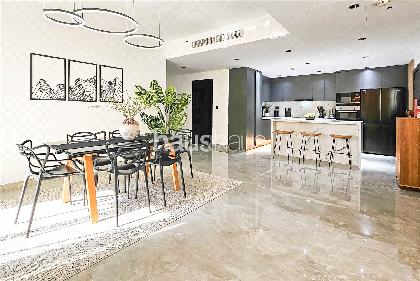 Luxury Upgraded | 3 bed + Study | Sea Views