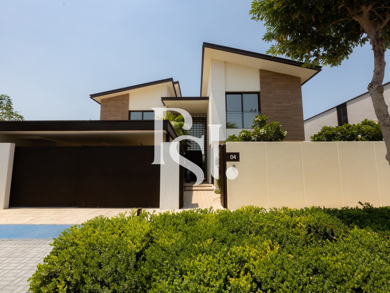 Single Row | Big Plot | Premium Property