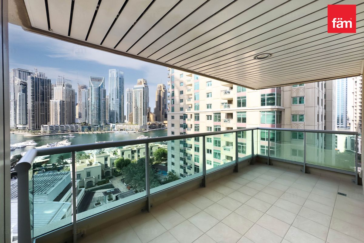 Stunning Marina Views | 2 Beds + Study