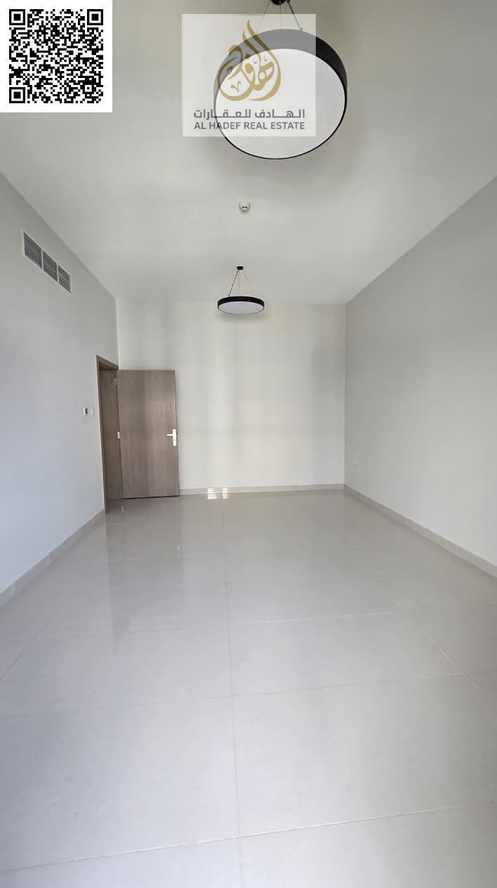 :A great opportunity to live in a prime residential area in Ajman Spacious 2 Bedroom Apartment located in Al Jurf 2, next to City Centre Ajman and c