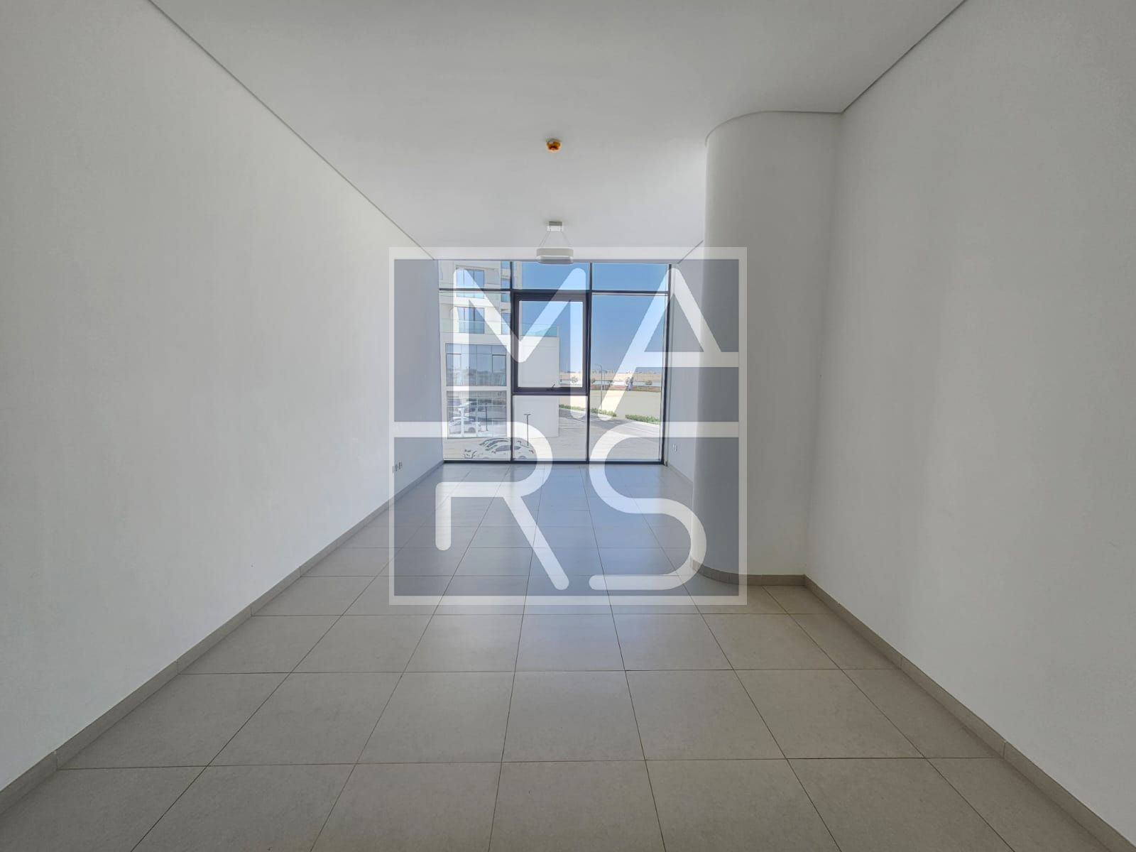 2BHK-BIGGER LAYOUT-BEST COMMUNITY-BEACH ACCESS