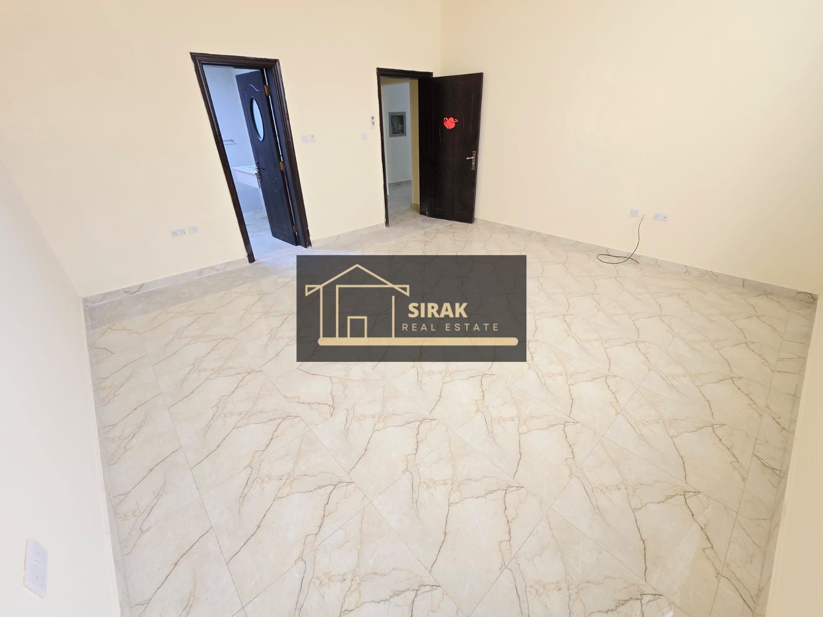 AMAZING DEAL | 3 BHK |4 payments