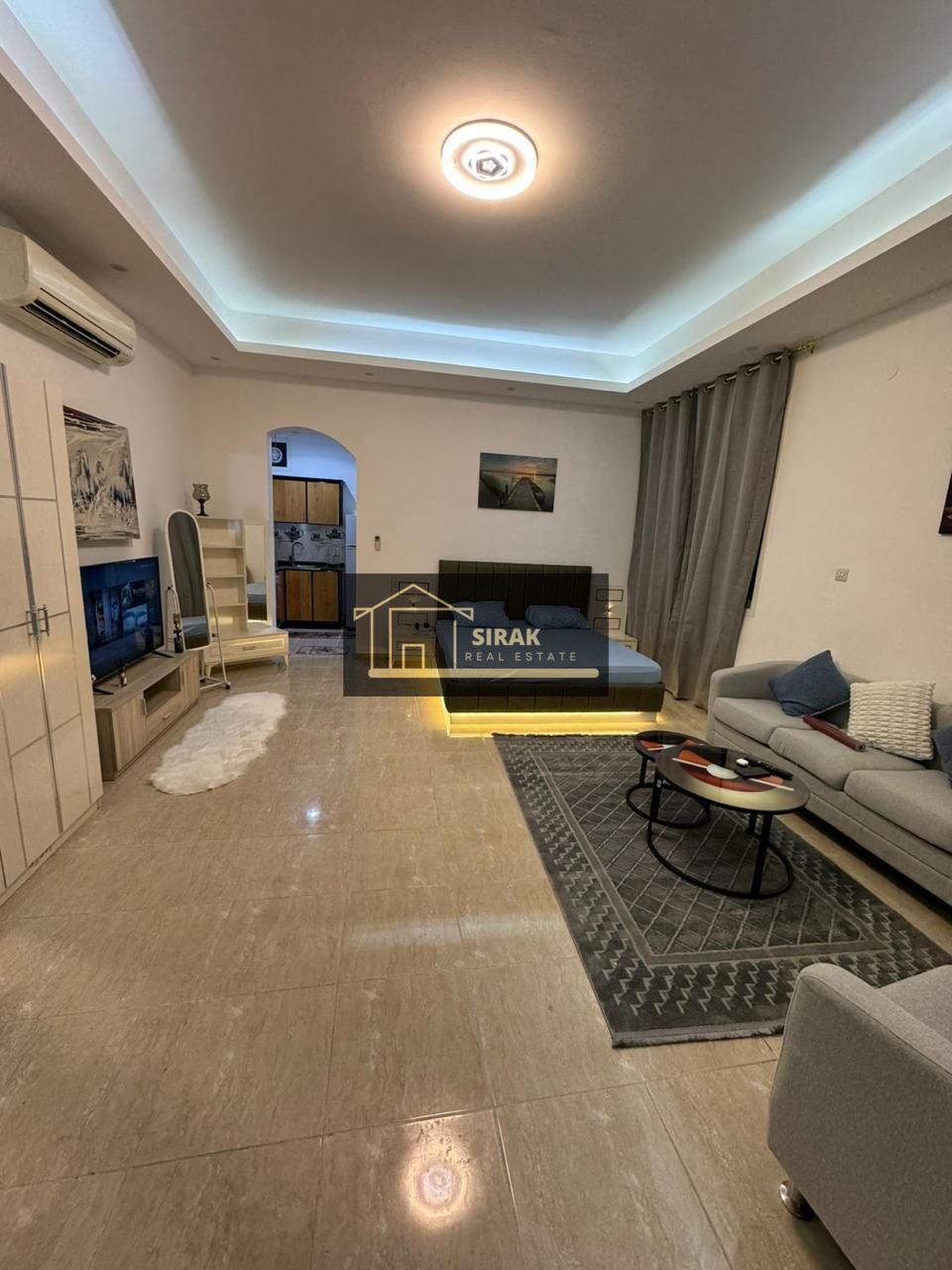 Fully furnished luxury studio