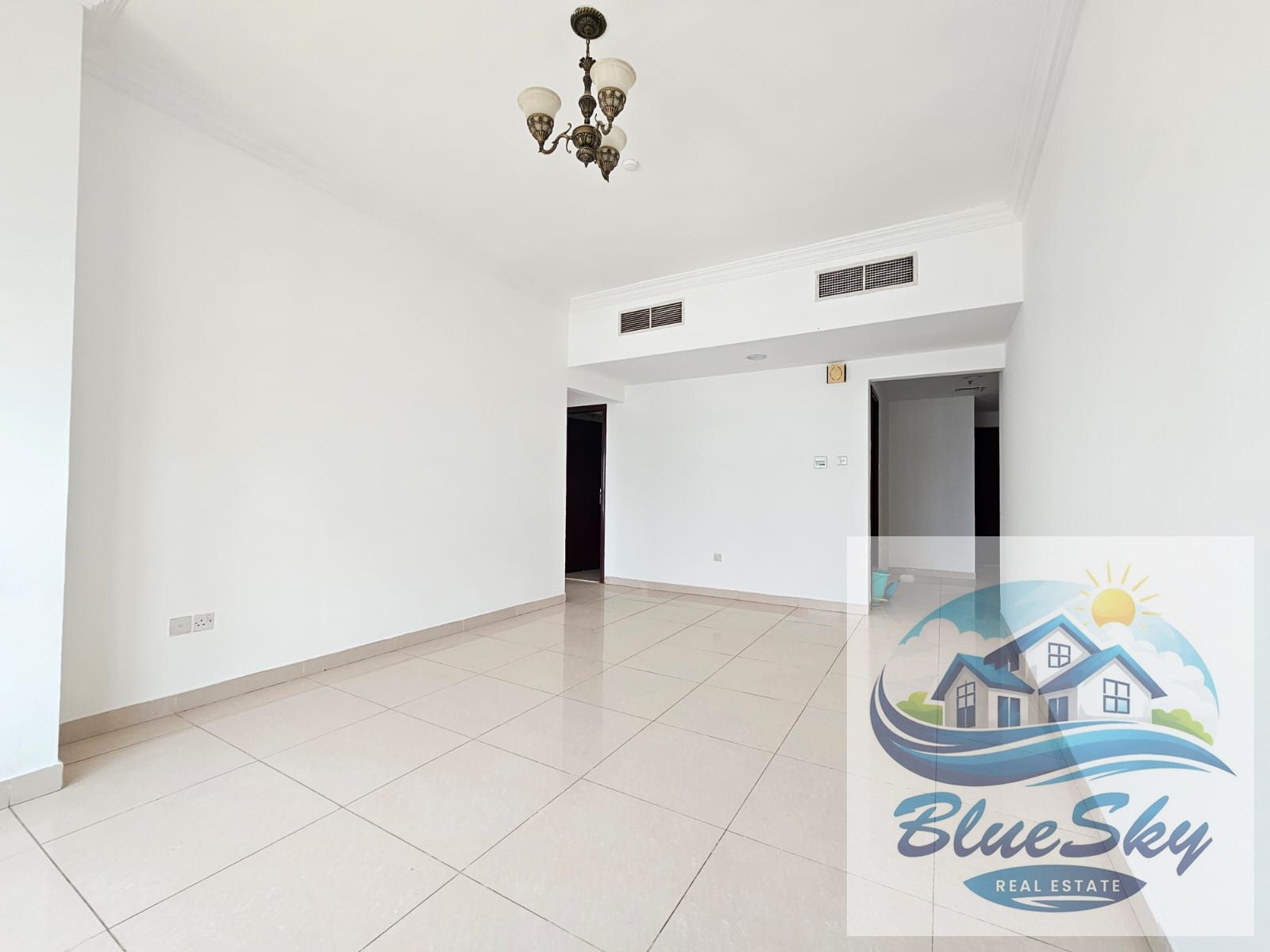 Neat and clean 1 bhk 1 months free master room and 2 both room just for 35k only for king faisal road