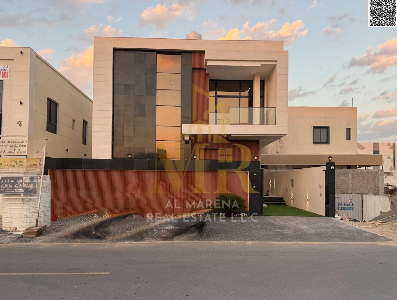 Your chance to own your dream villa: two floors and a rooftop with a swimming pool, including registration and ownership fees. Super deluxe finishing.