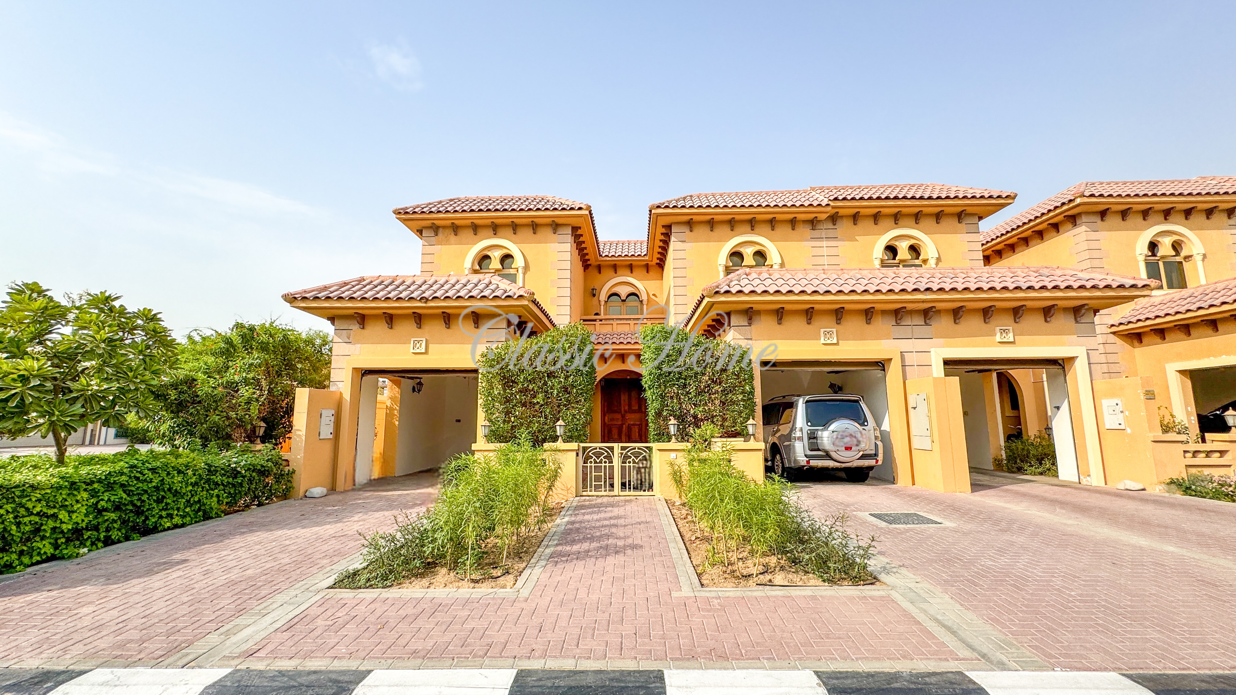 Corner | Single Row | Fully Furnished Andalusia Style