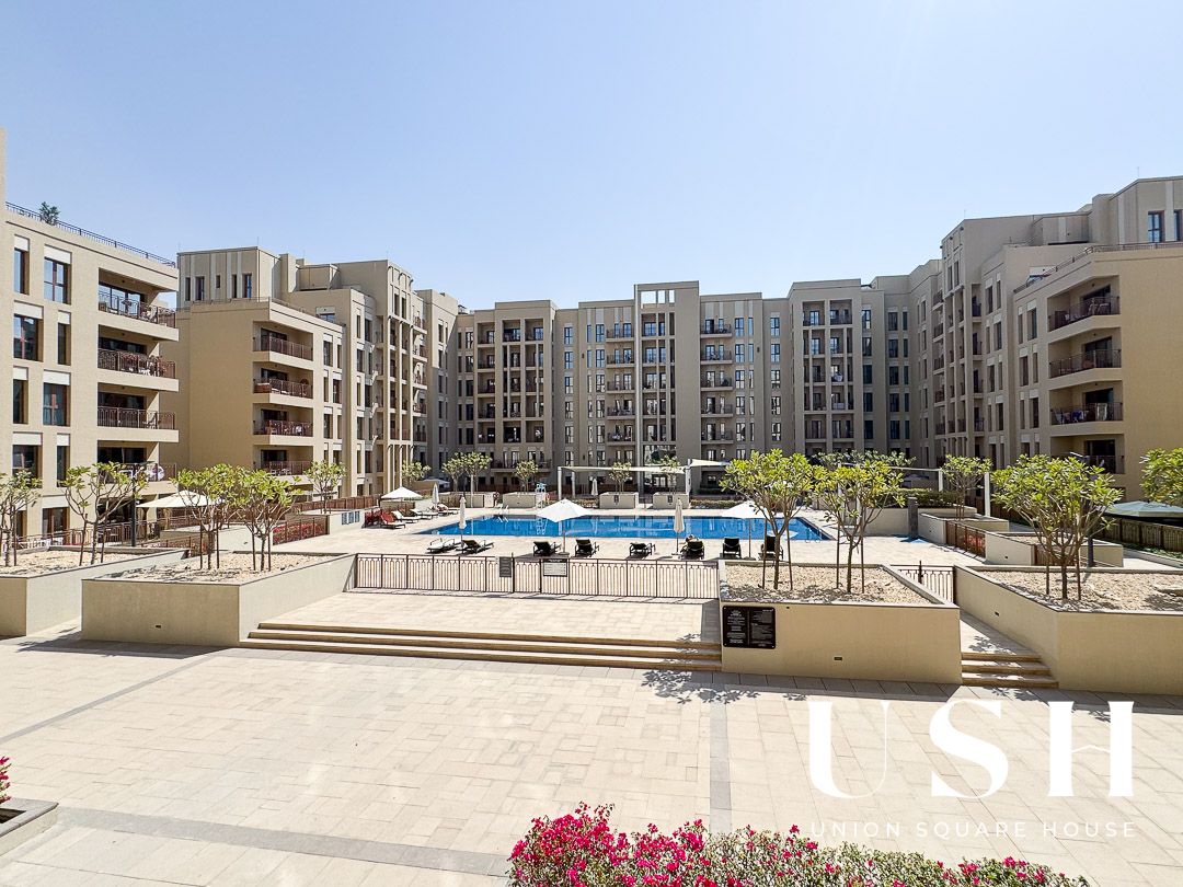 Vacant | Pool View | Close to Amenities