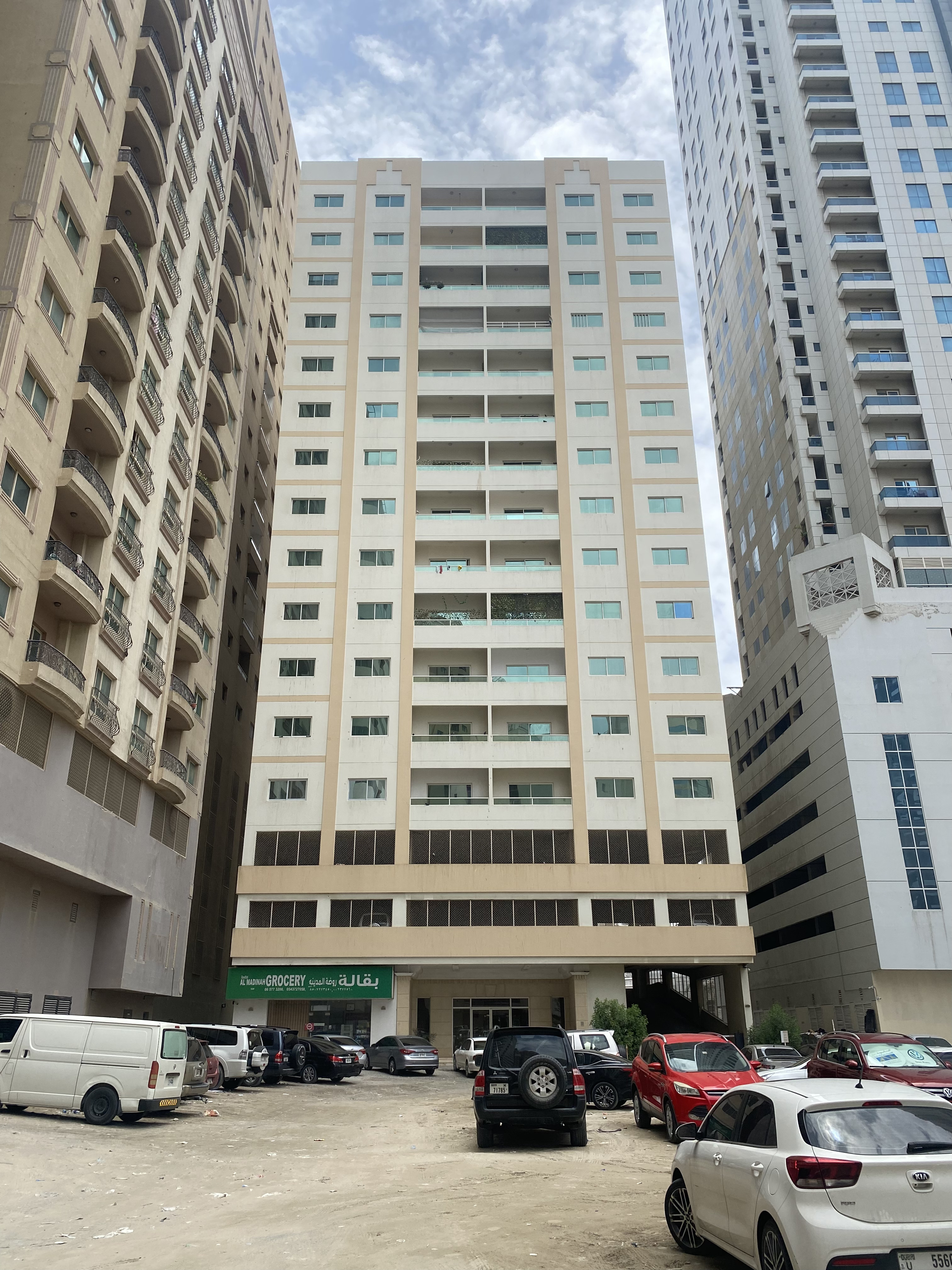 Best Price 2 BHK in Taawun for Family