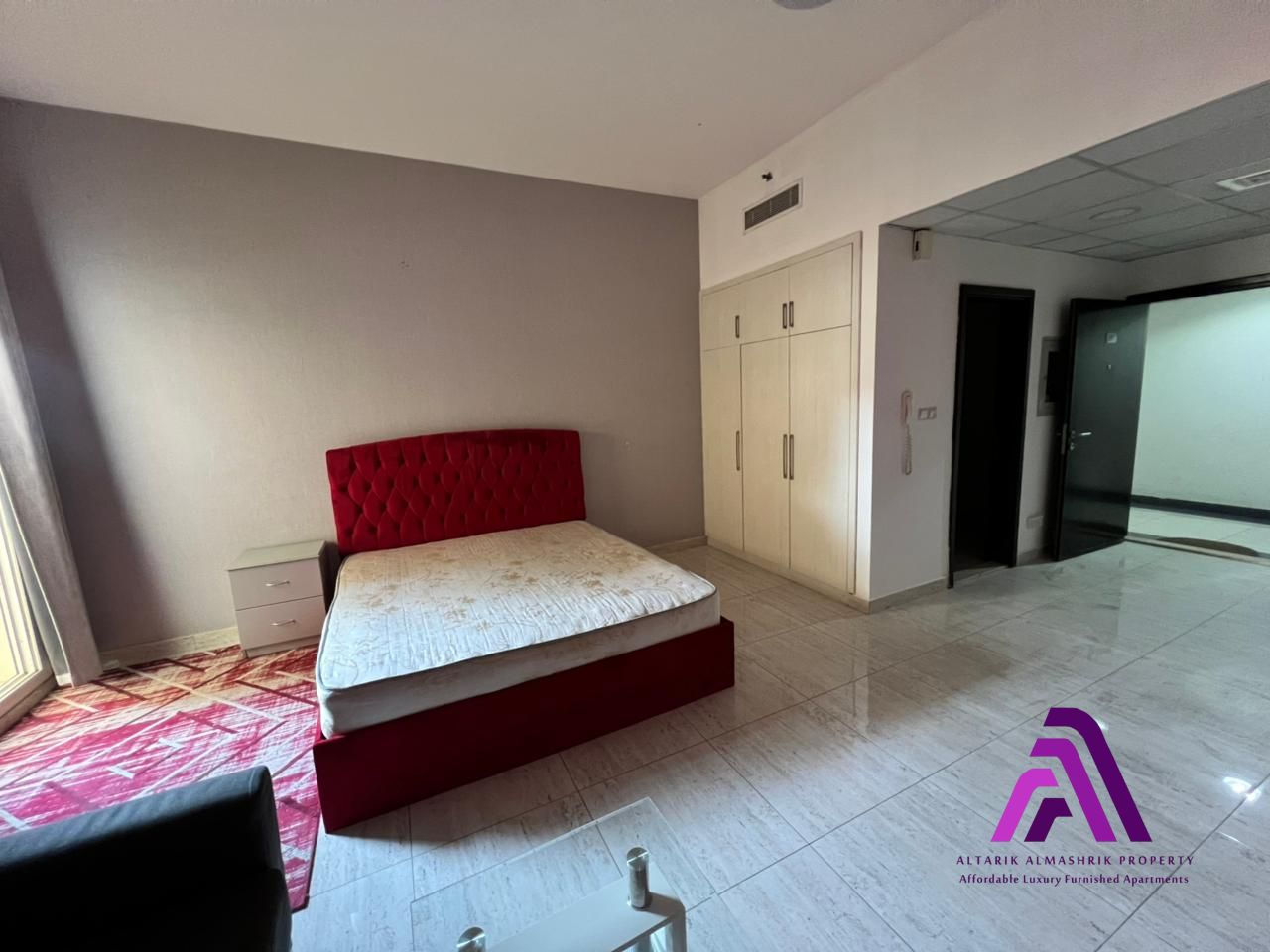 Poolside Living Redefined | Furnished Studio with Direct Pool Access | Parkville 07