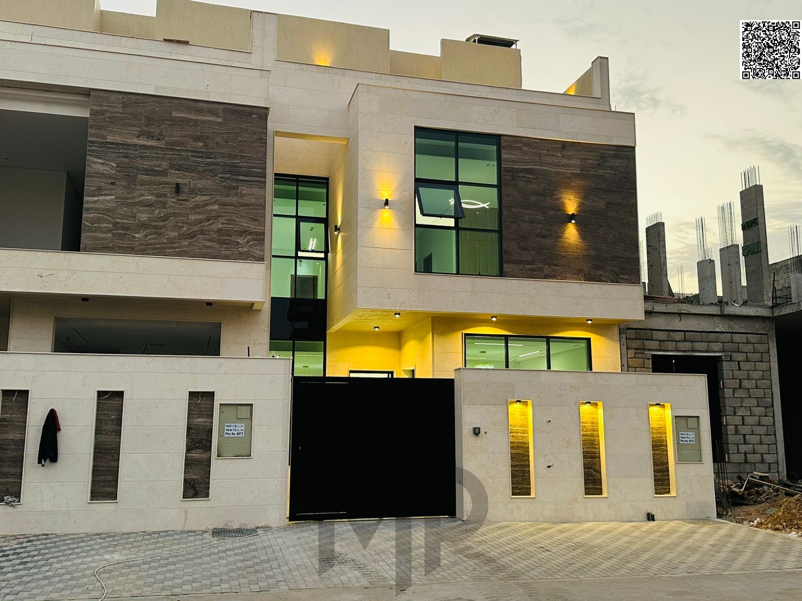 Villa for sale, including registration and ownership fees, on the main street, ready to move in, in one of the most prestigious areas of Ajman.