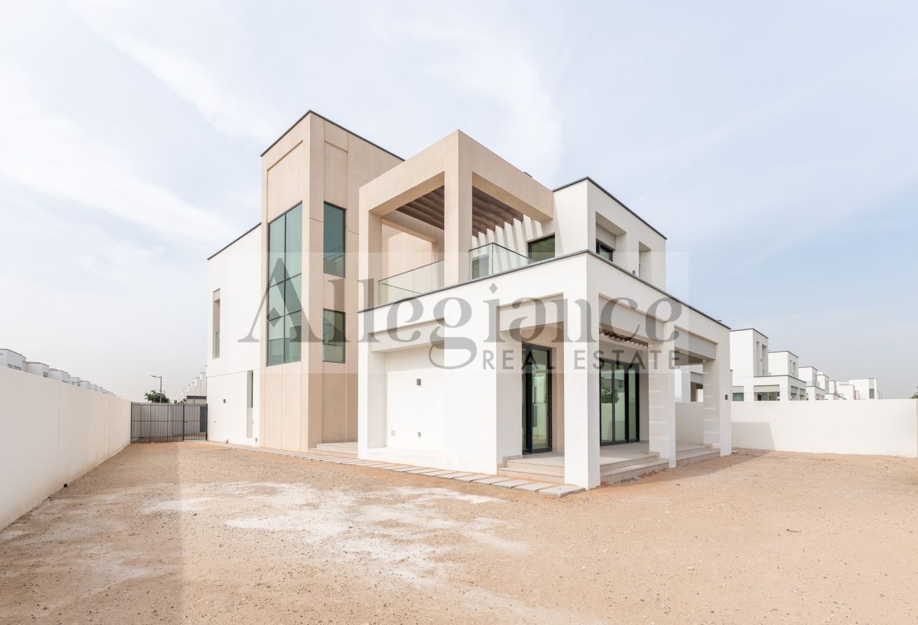 Corner Unit | Closed Kitchen | Landscaping Option