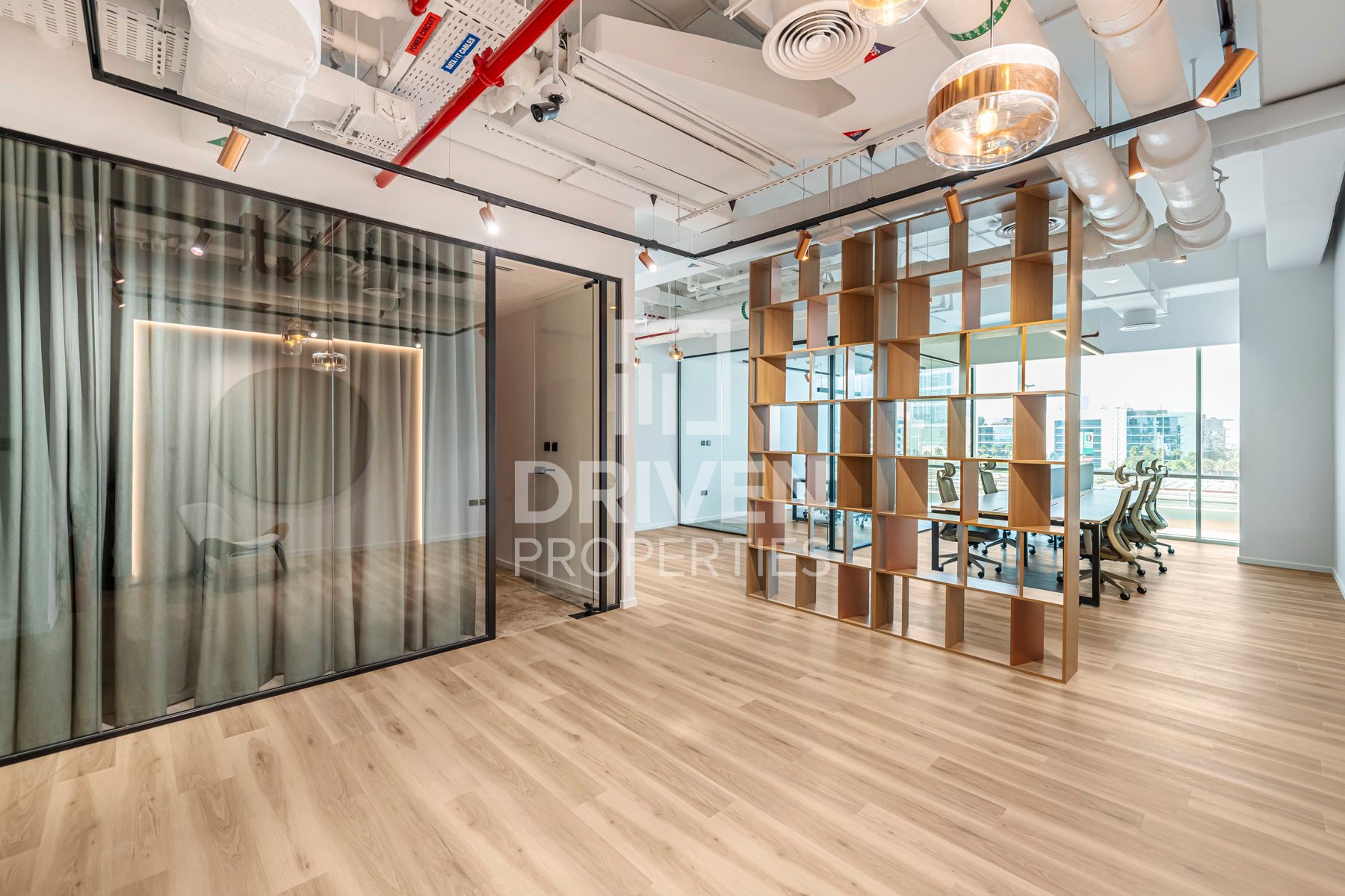 All-Inclusive Office | More Options | Vacant