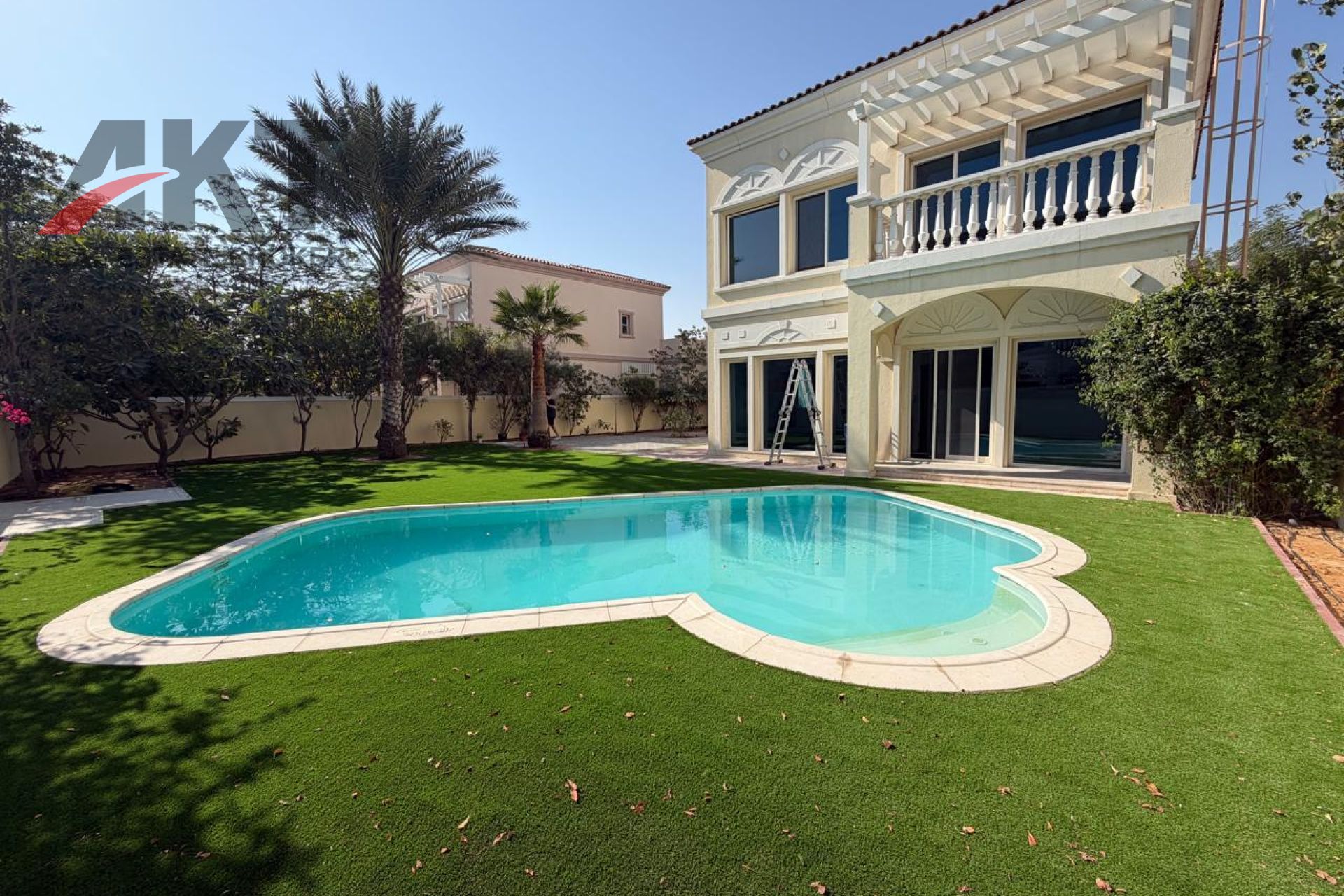 Luxury Fully Renovated Villa/Private Pool/Ready