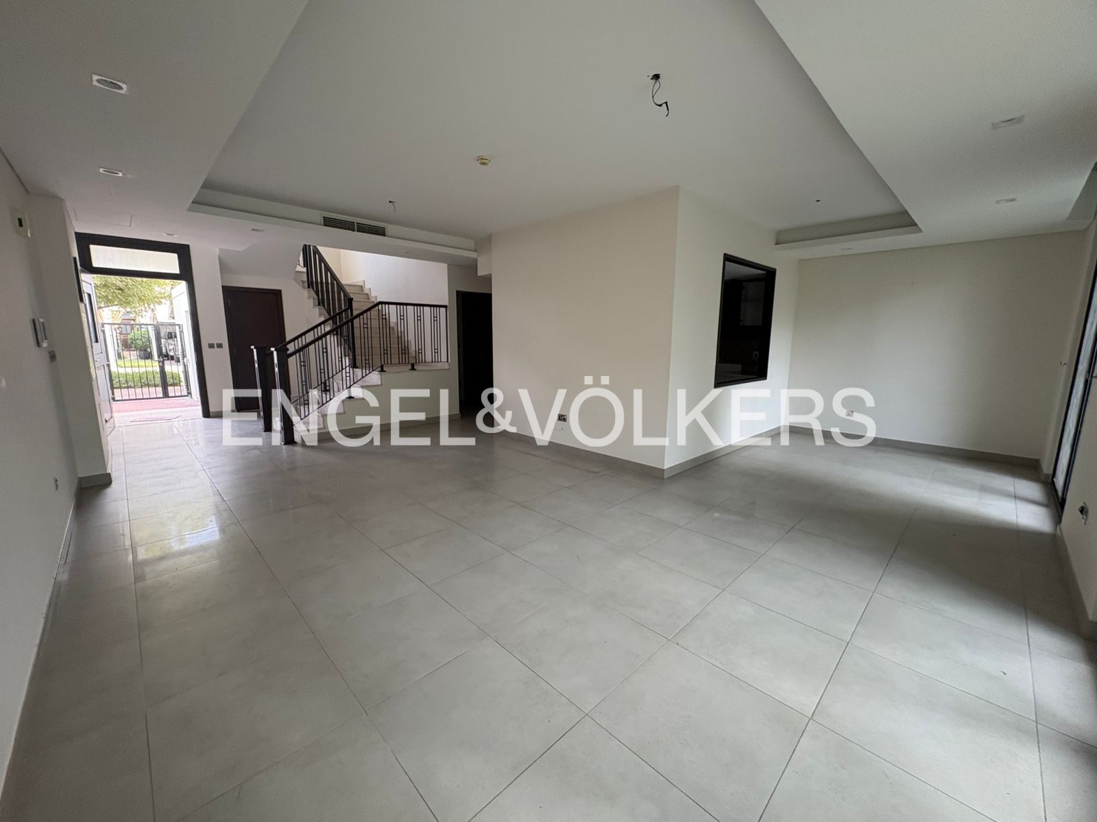 Vacant Now | Landscape Garden | Ensuite Bedrooms