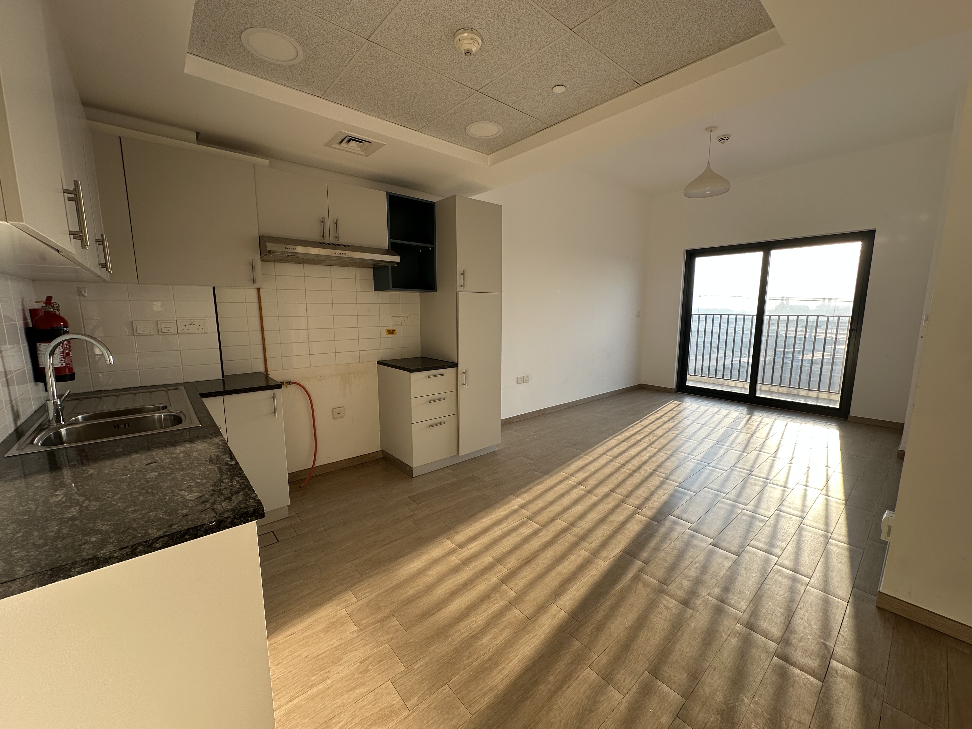 Chiller Free - Best Price - Well Maintained - Ready to move in - Unfurnished