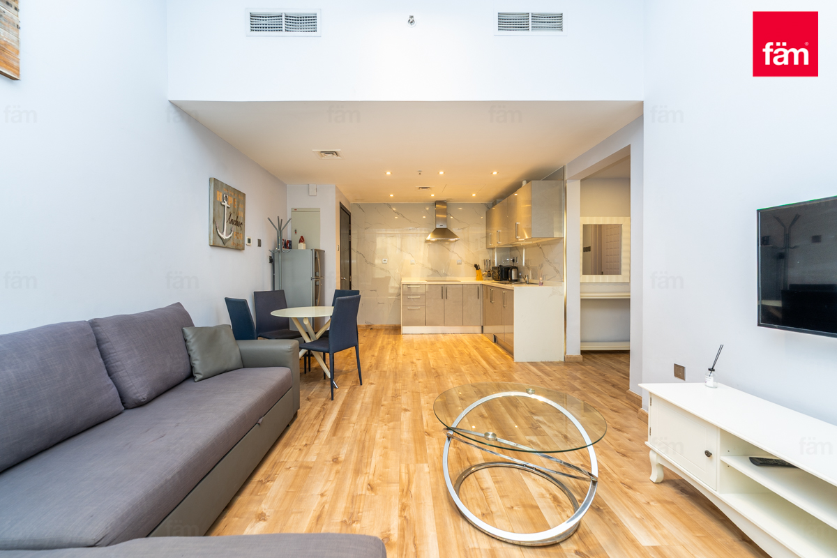 Luxury | Spacious | Fully Upgraded