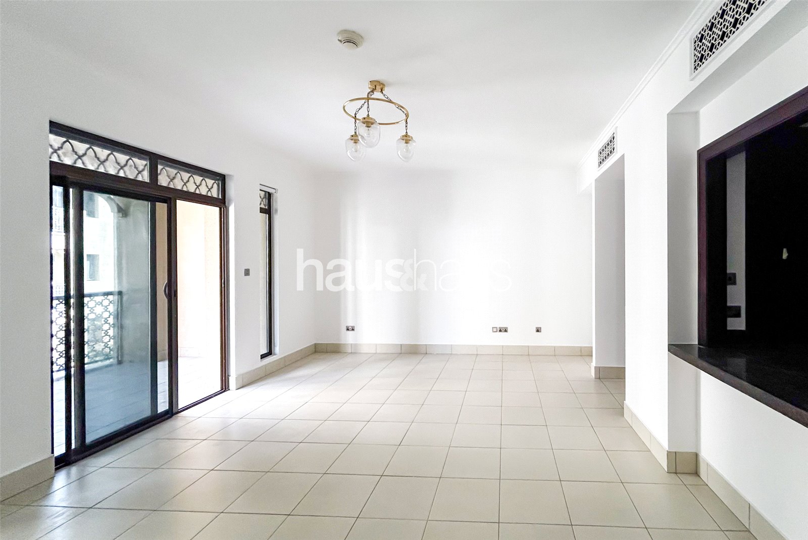 Expansive Layout | Vacant Now | Chiller Free