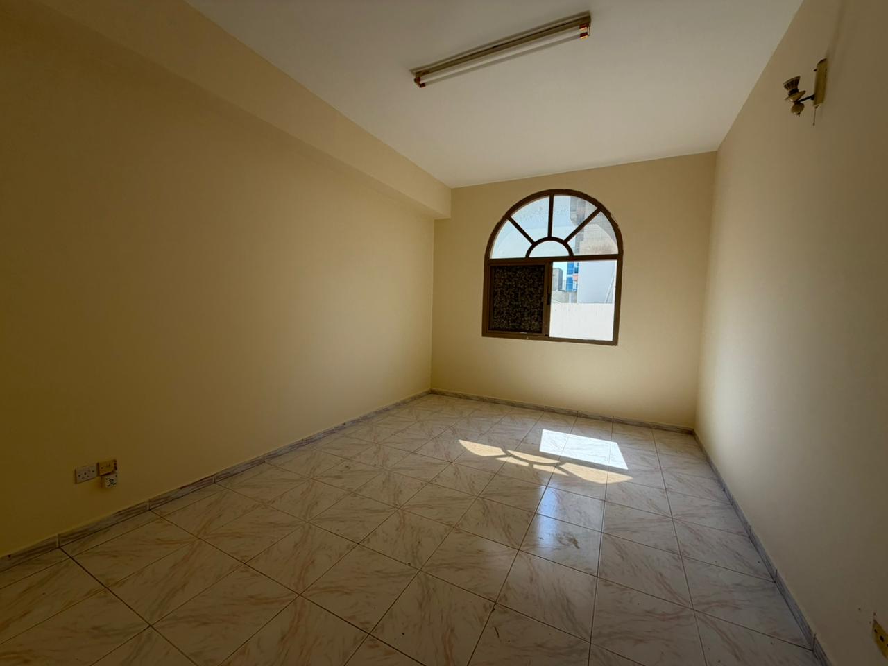 Spacious 1 Bedroom with Separate Living Area | Near Central Market