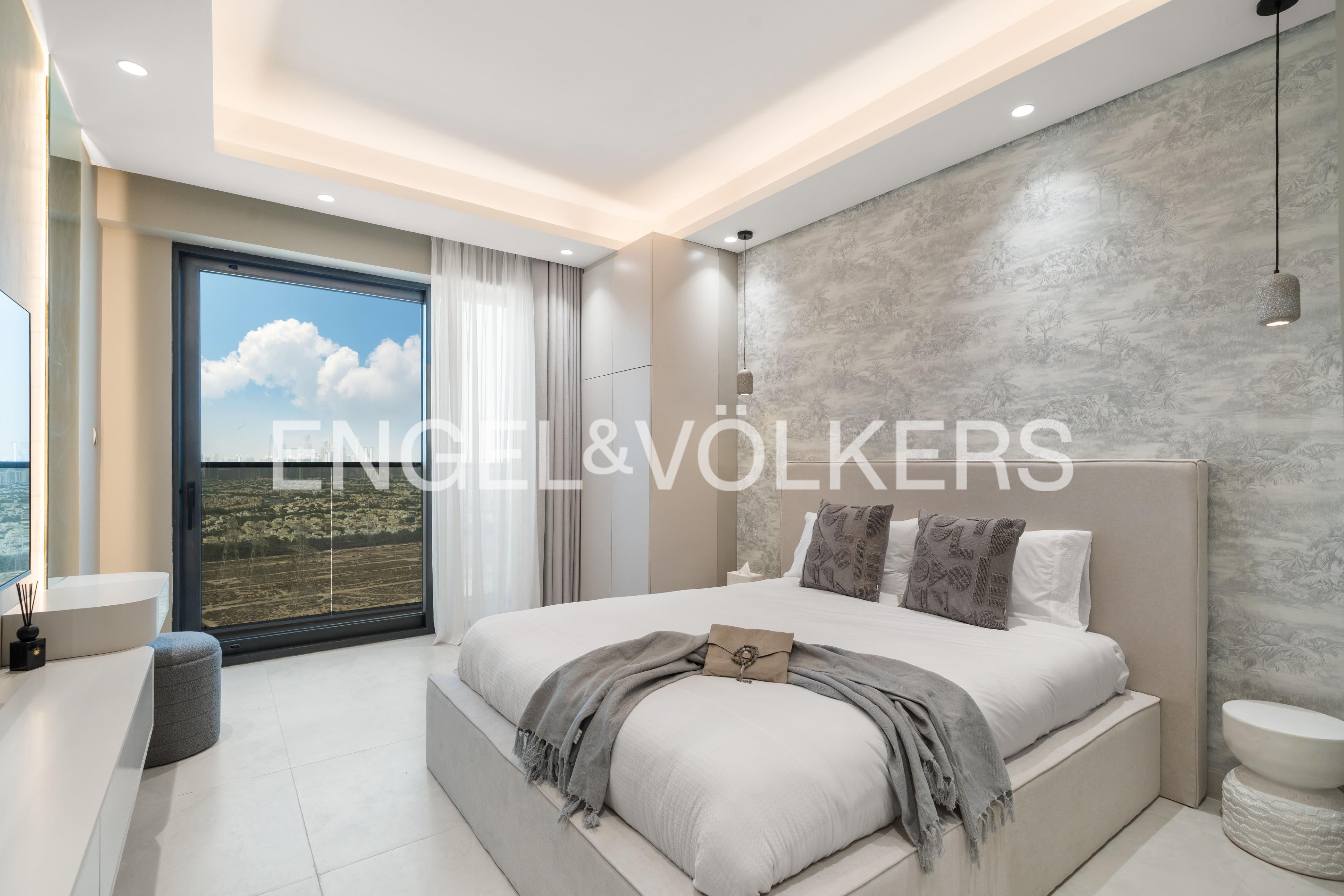 High Floor | Newly Upgraded | Furnished | Vacant
