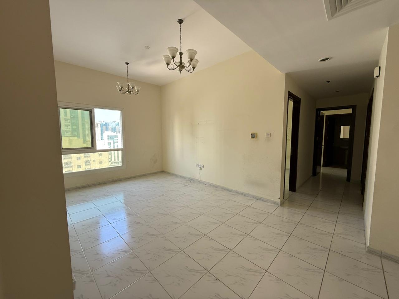 Open view, central AC, spacious layout, free private parking, family residence.
