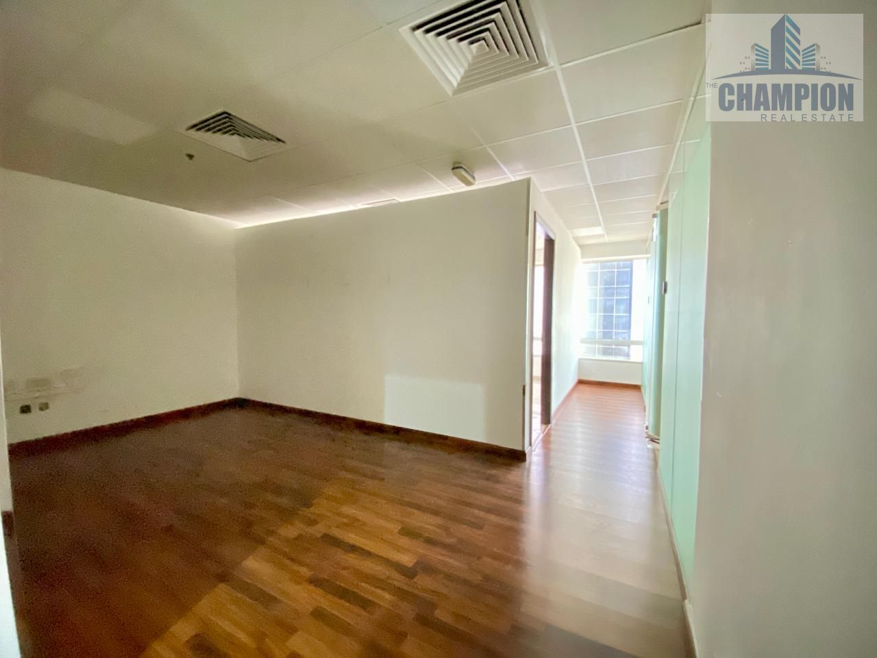 Fitted office | Prime Location | Ready to Move