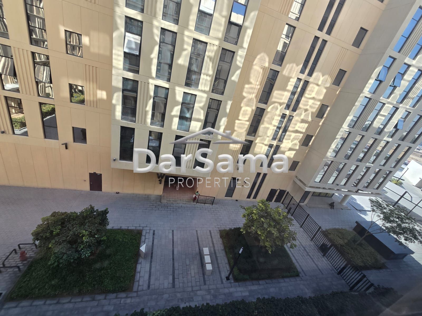 Gated Community I Spacious I Balcony | Family Friendly