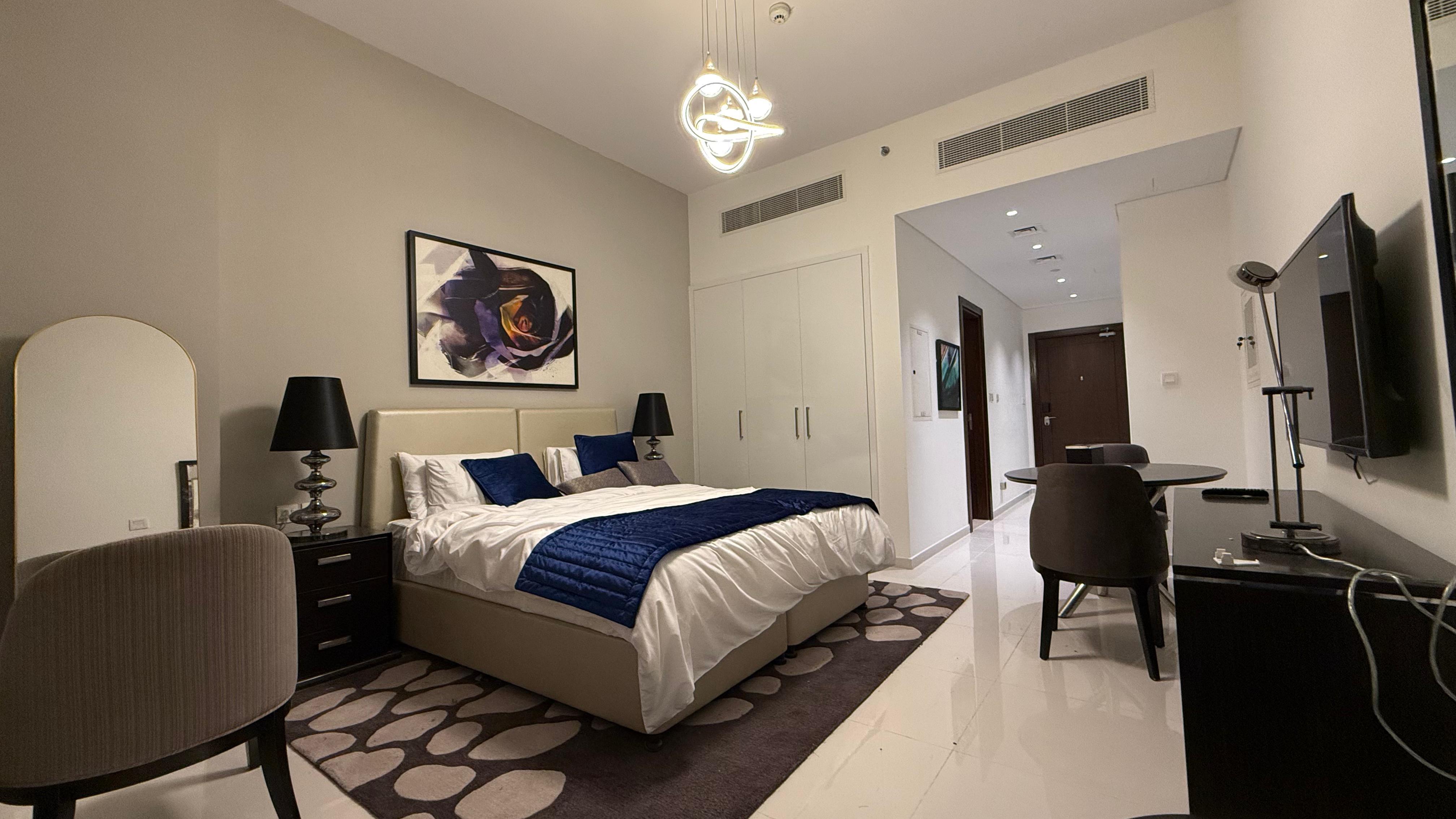 Furnished Studio | Golf Promenade 2B | Multiple Views | Balcony Seating