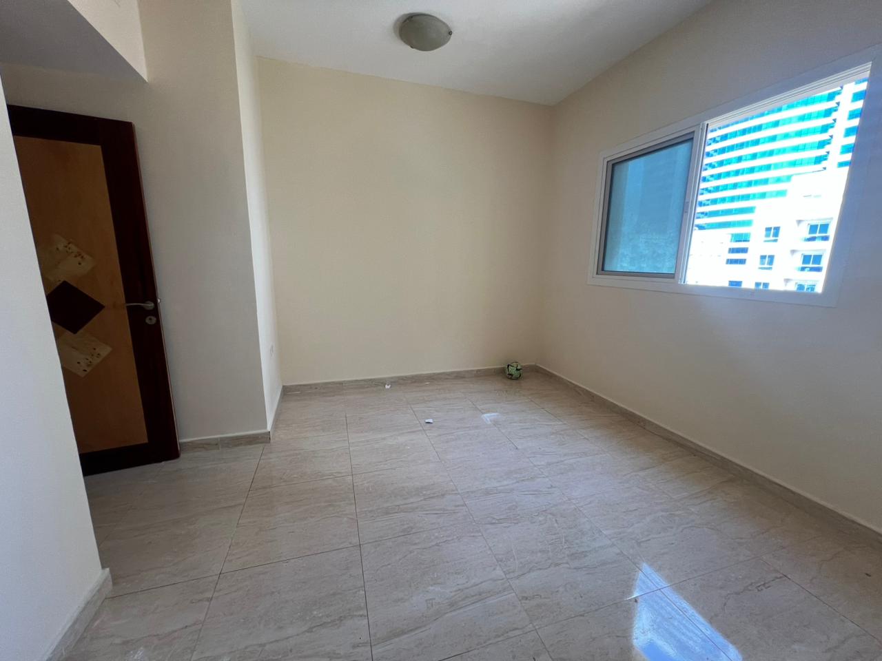 Parking \ Open View \ Spacious Layout \ 2 Bathrooms