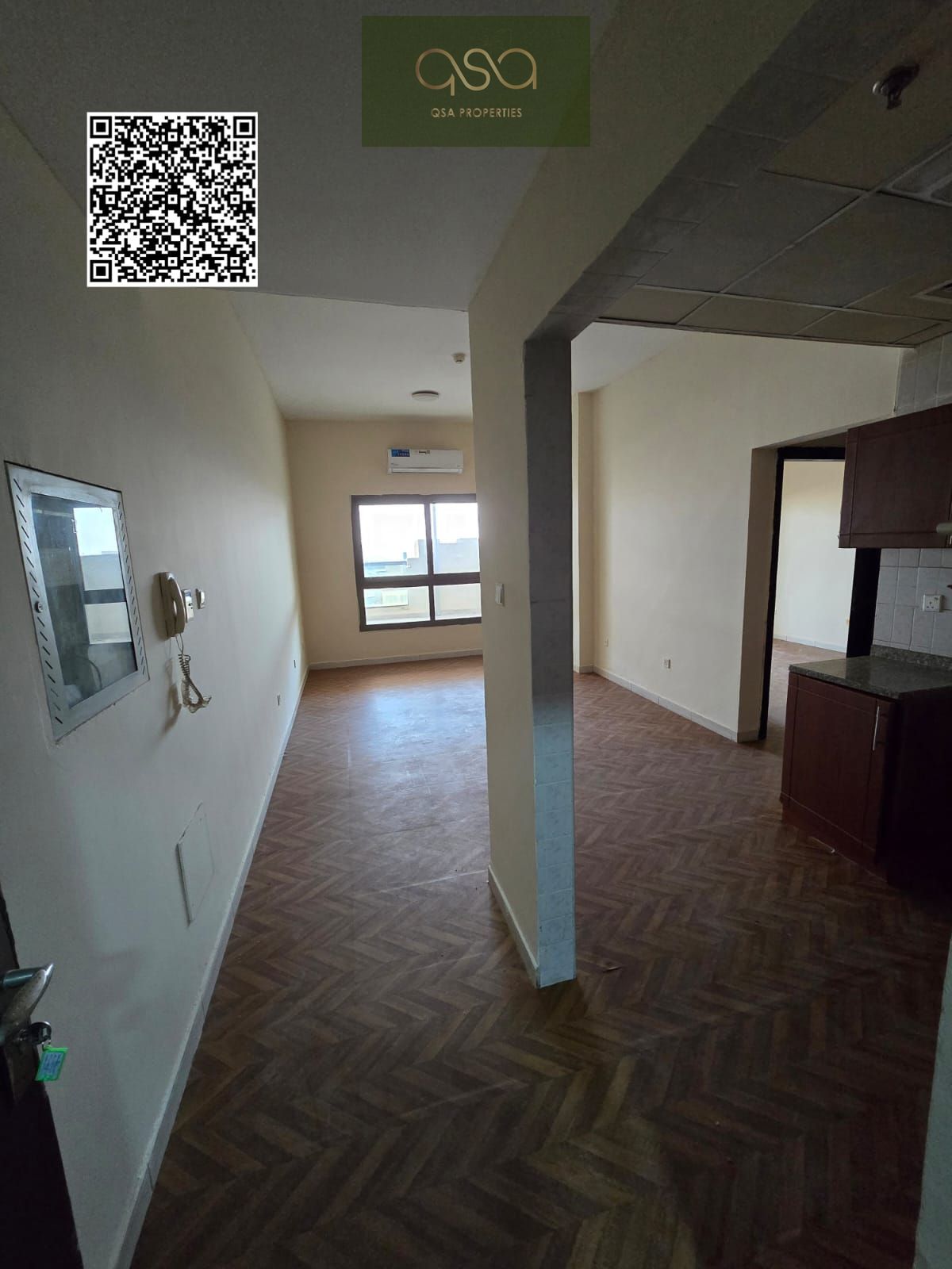 Peaceful Urban Living: 1-Plus Study Apartment in Central Emirates City
