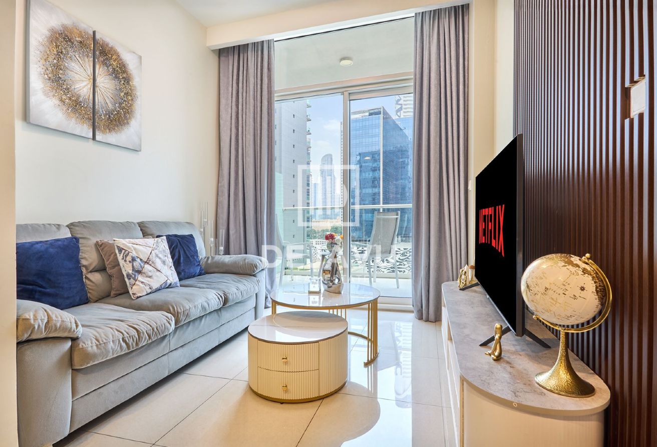 Fully Furnished|Slight Negotiable|Ready To Move In