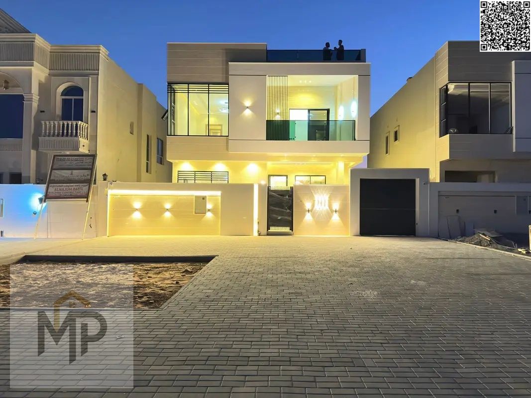 A golden opportunity to own a two-story villa with a rooftop, European design, VIP finishing, at an attractive price. Prime location close to all serv