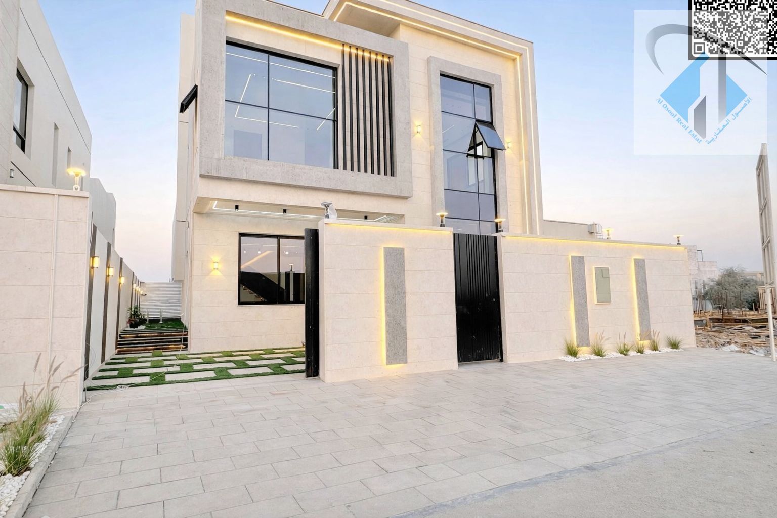 Modern luxury villa for sale 5 BHK with swimming pool