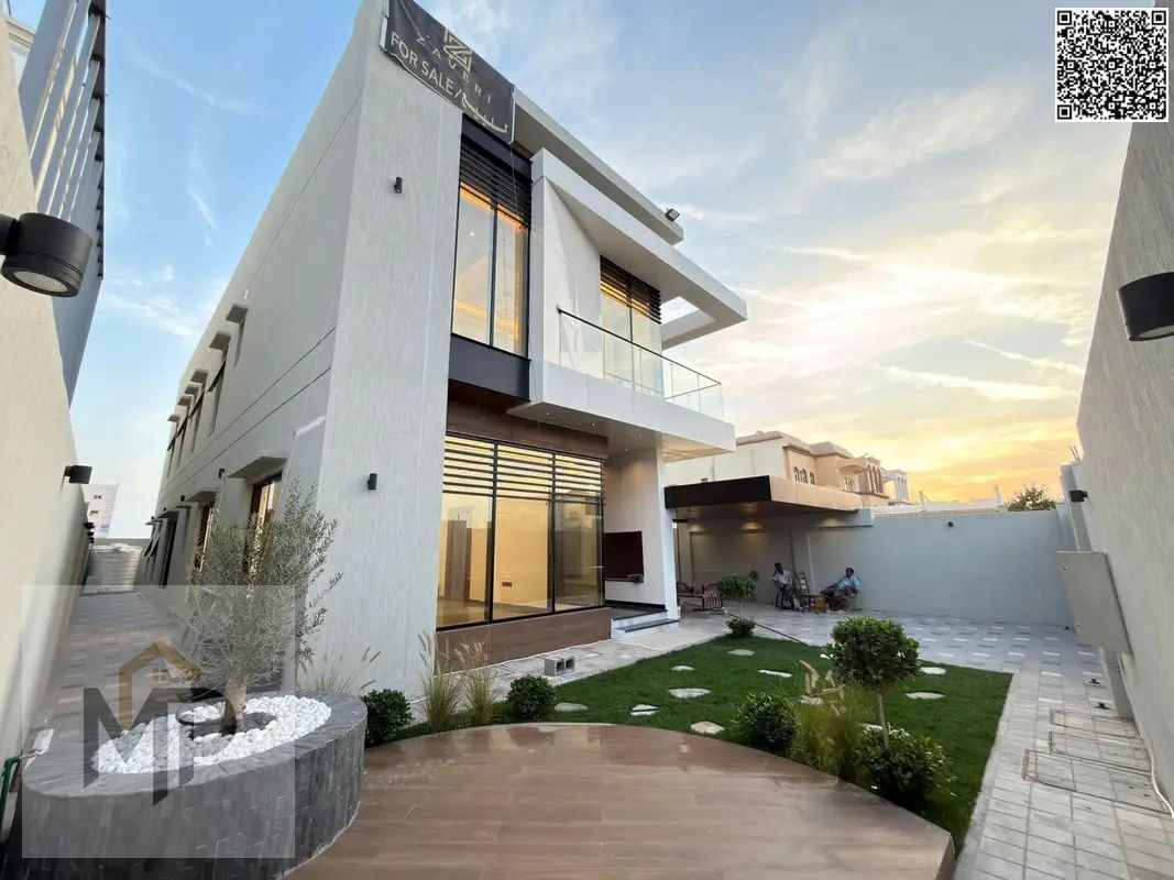 Villa for sale in Ajman at a bargain price, including air conditioning. Excellent location. Freehold ownership for life for all nationalities with ban