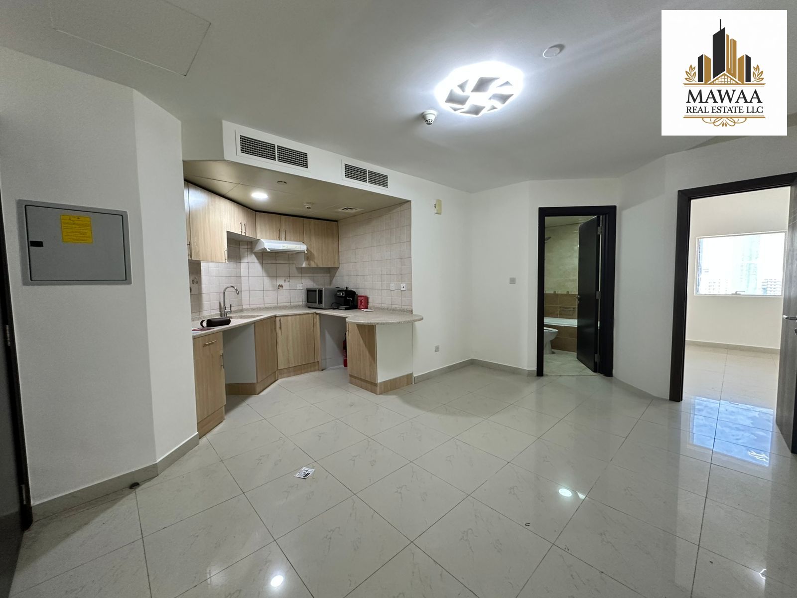 Hot Offer | unfurnished Studio | Near Metro | Ready to Move In