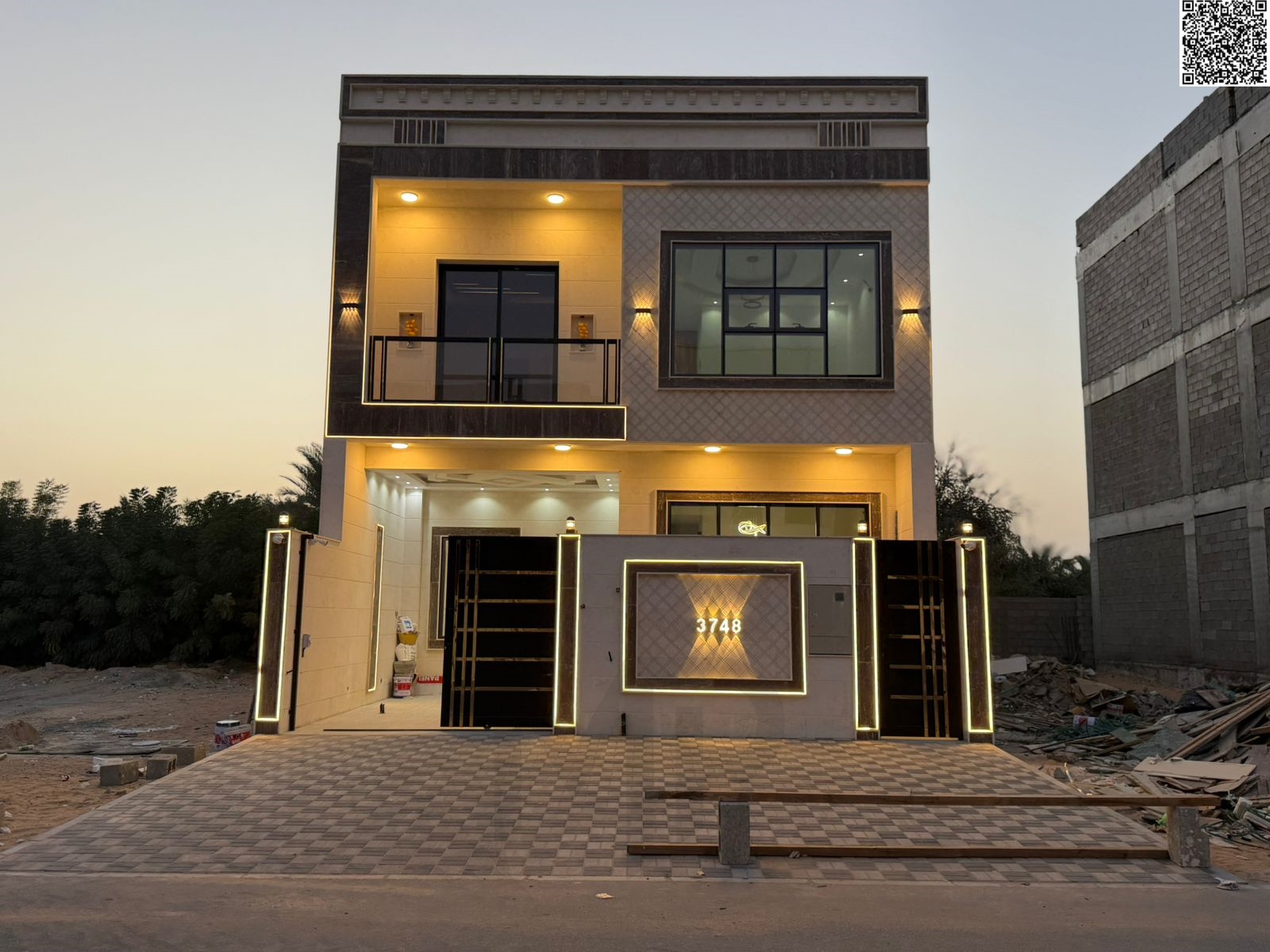 Villa for sale with setback in front of the villa -- near Sheikh Mohammed Bin Zayed Road