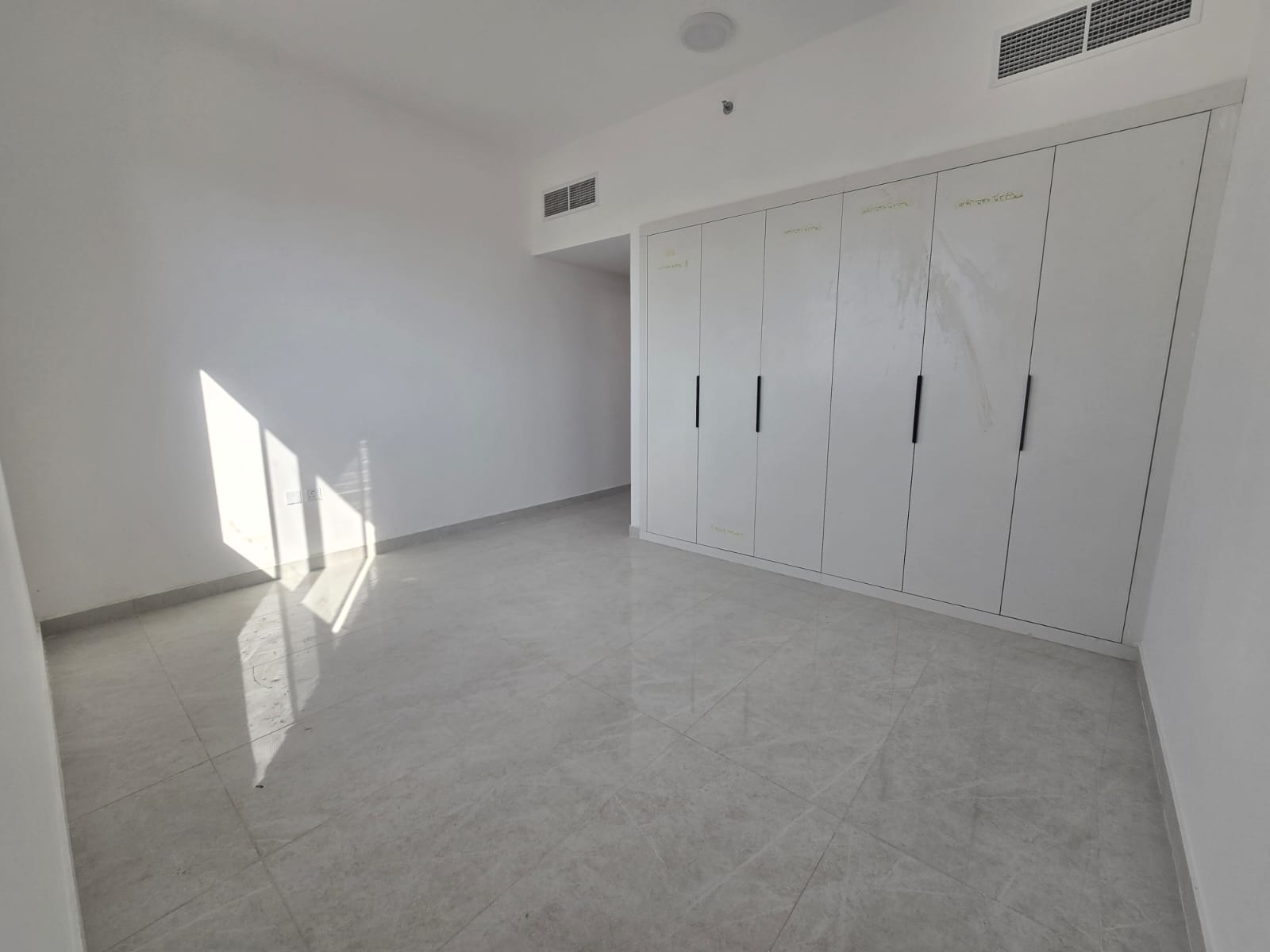 An unmissable opportunity for upscale living in the Al Hamidiya area of Ajman. This two-bedroom apartment features a modern design and spacious livi