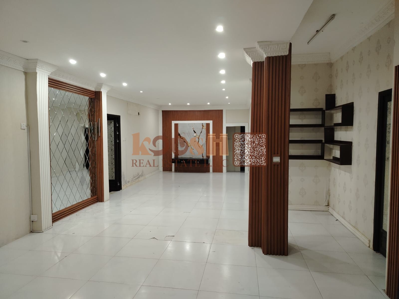 Villa for rent in Ajman Al rashideya 2, 5 bedrooms near ajman stiduom