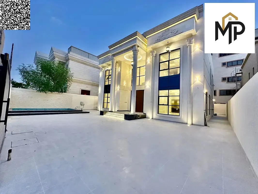 Take advantage of the exceptional opportunity to own a luxury villa with an elegant architectural design and an attractive price including air conditi