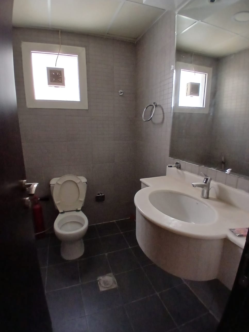 For Rent – Muwaileh Location: Muwaileh Unit No: 506 2 Bedrooms + Living Room 3 Bathrooms No Parking Rent: AED 50,000 per year