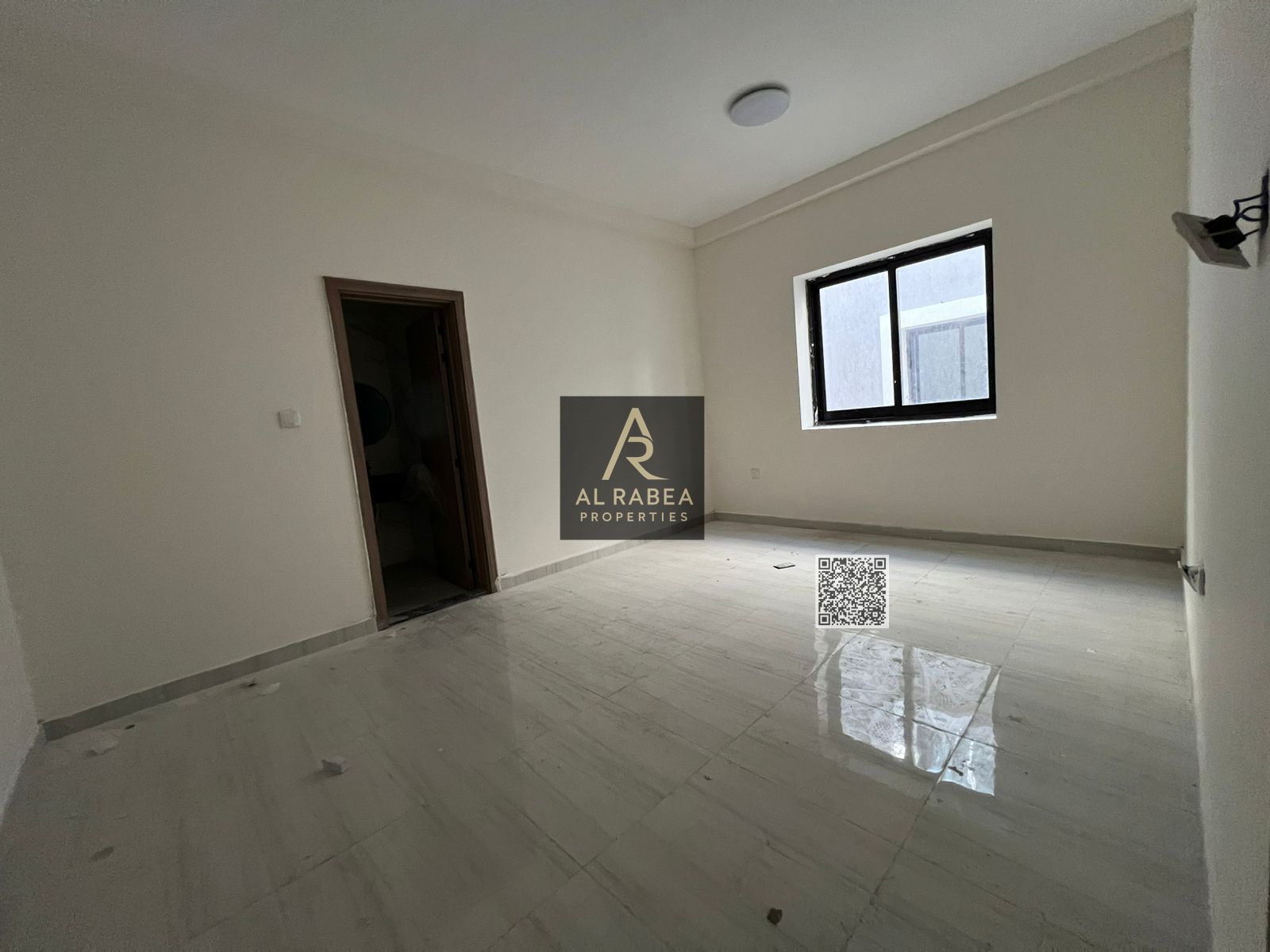 First occupant - Prime location - Easy access to D