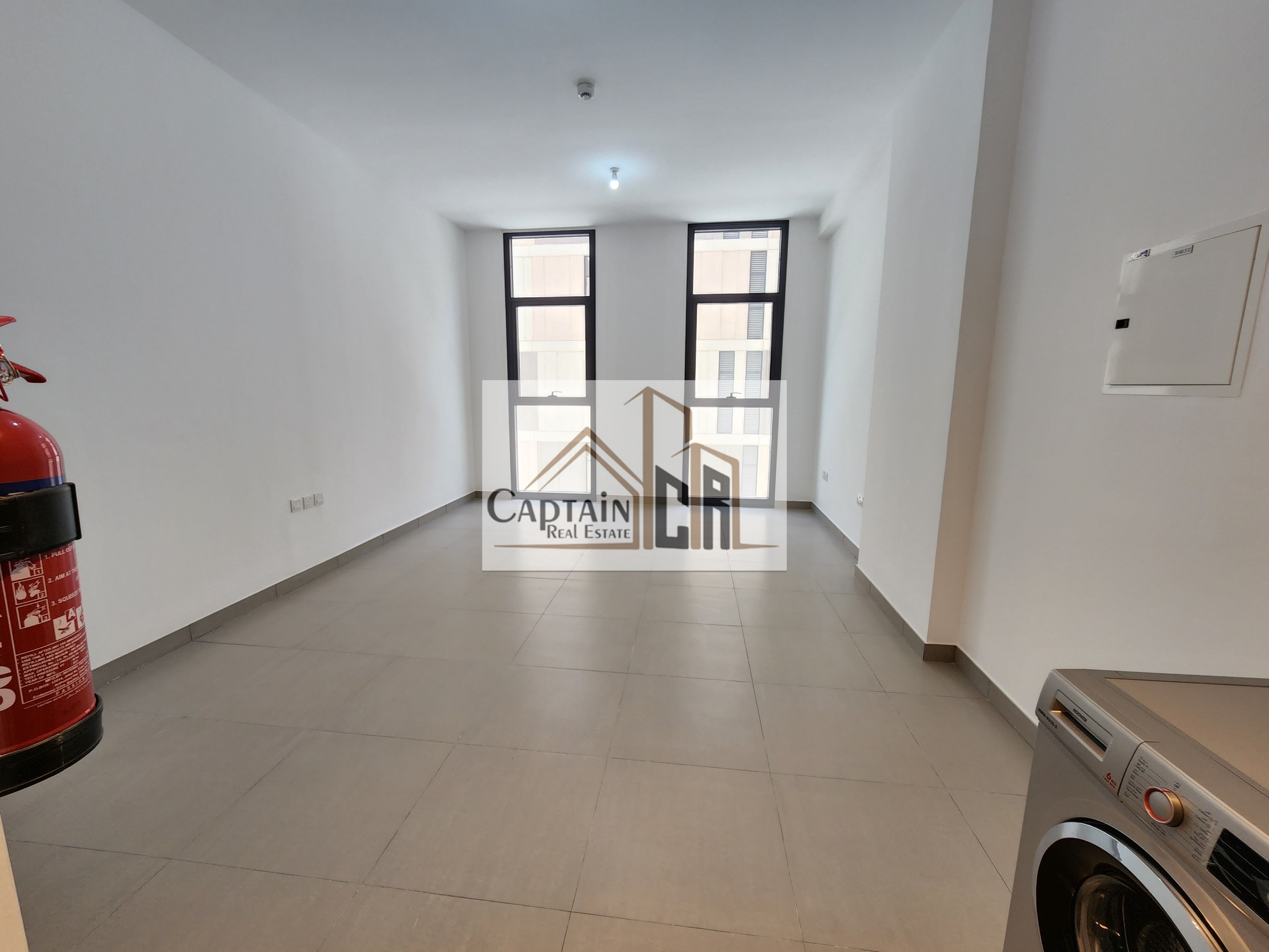 Ready to Move | With Kitchens appliances | Security Deposit just opened dated Cheque