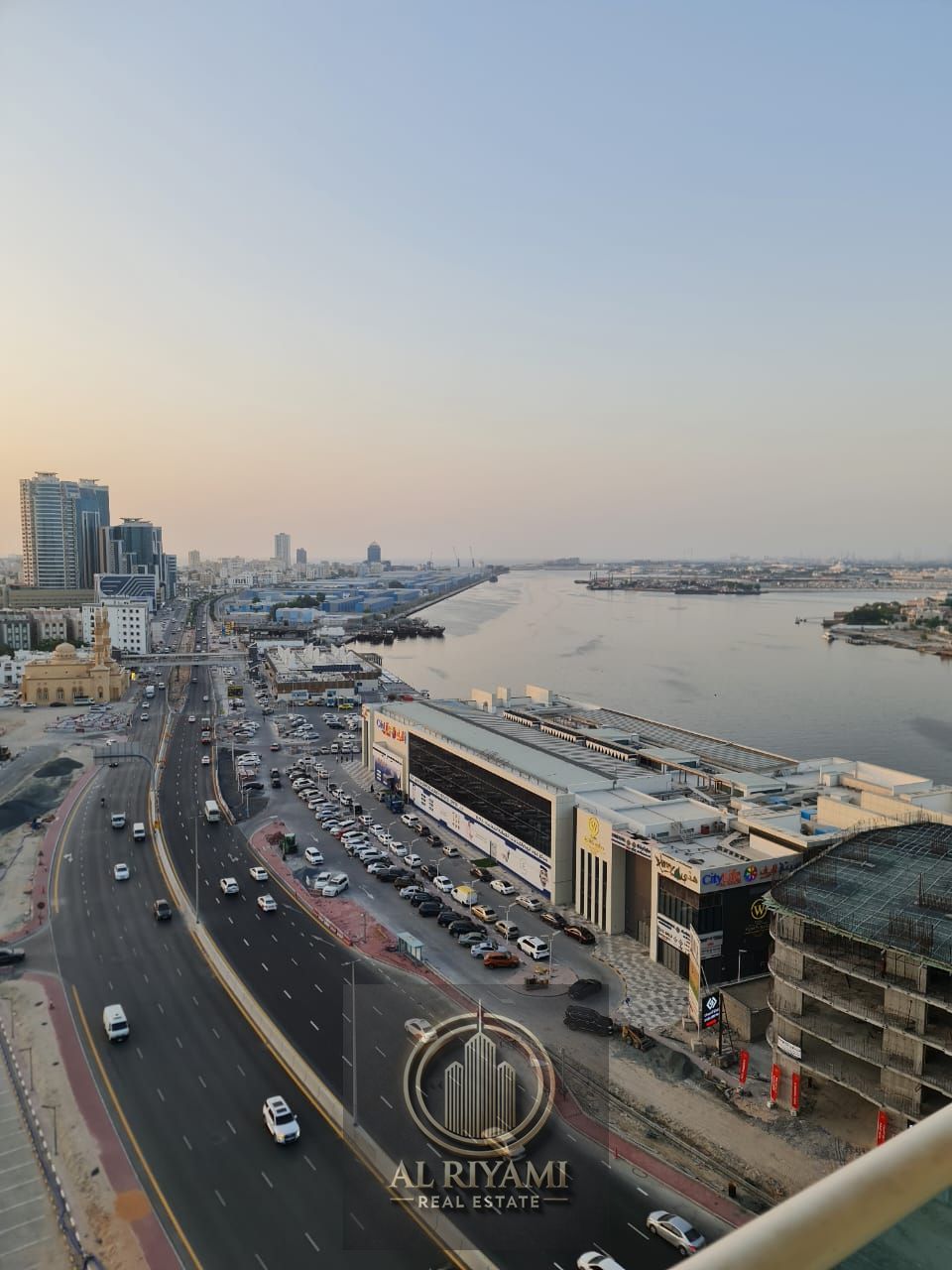 Spacious 3 Bedroom Apartment with Open Creek View