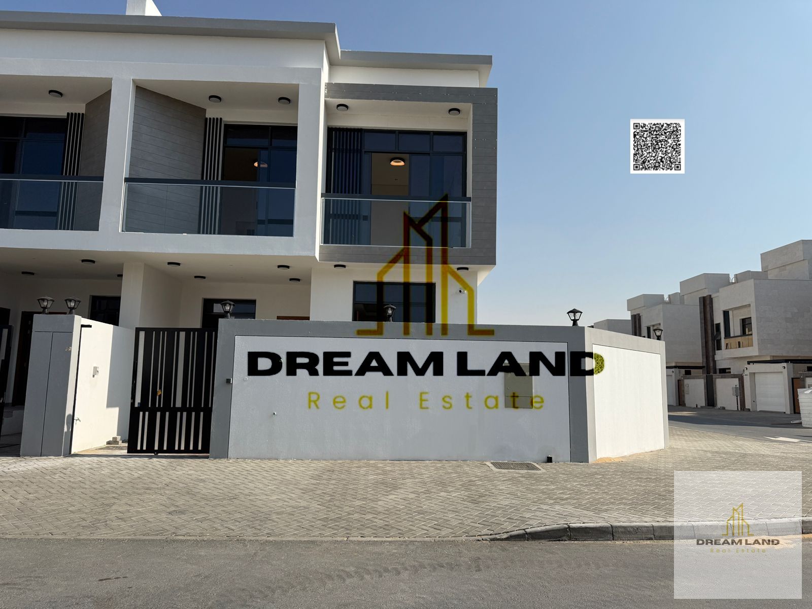 Adorable town house, consists of 6 master bedrooms with built in wardrobes and rooftop, now for sale in upscale area