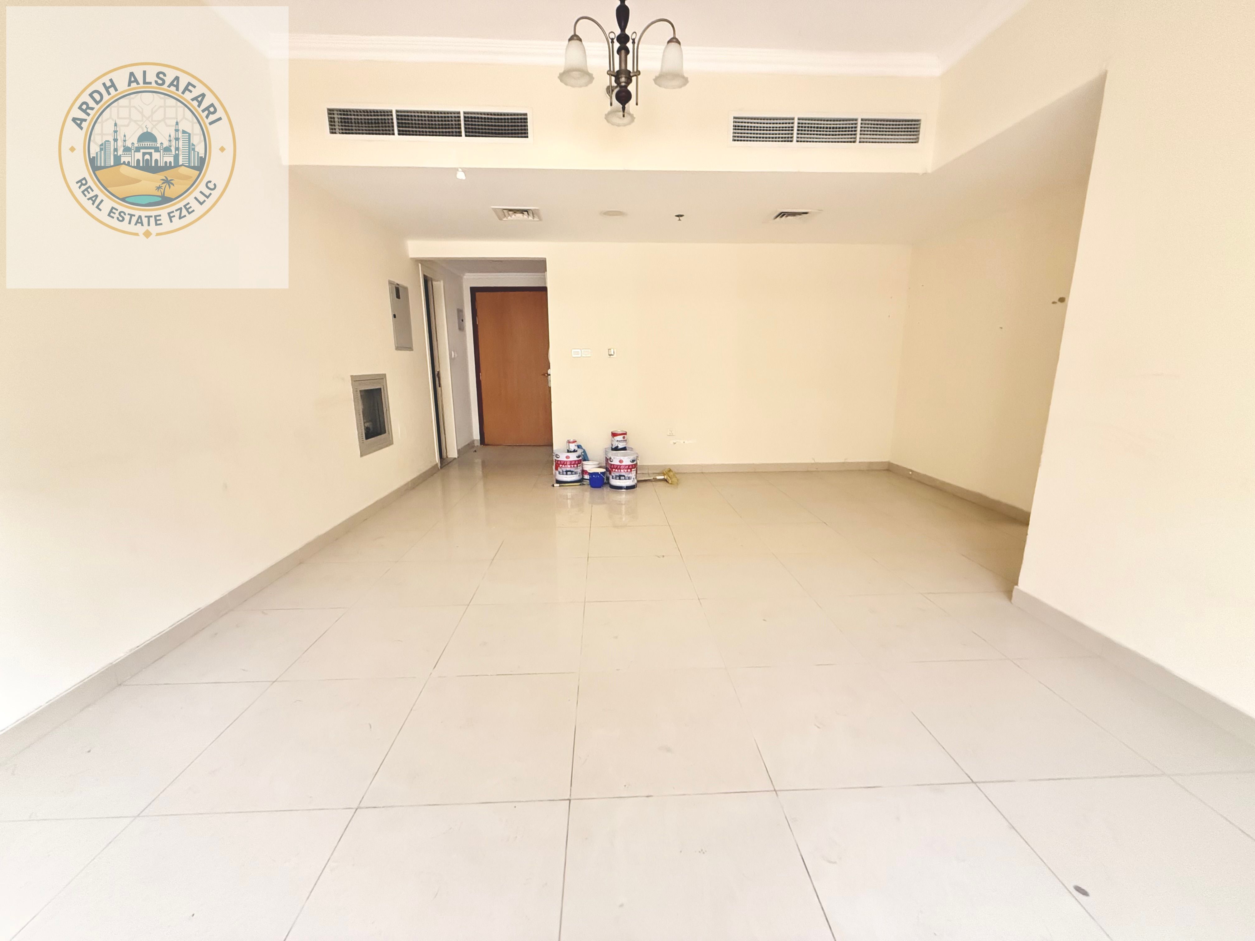 Spacious 2Bhk Apartment, Master Bedroom,Wardrobe,Open view Balcony,Parking